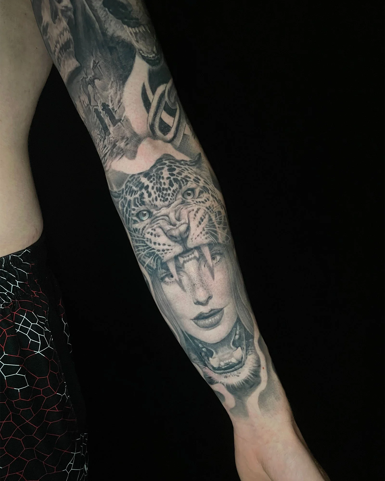 zach-long-black-grey-photo-realism-portrait-tattoo-daphne-alabama.jpg