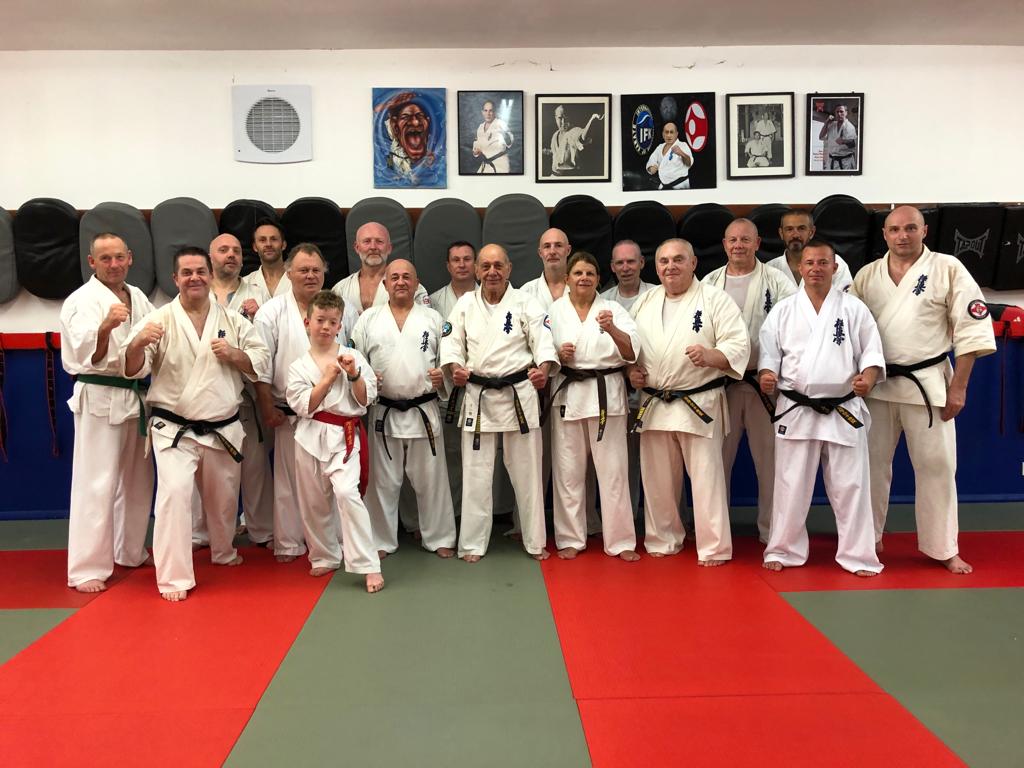 hanshi training crawley.jpeg