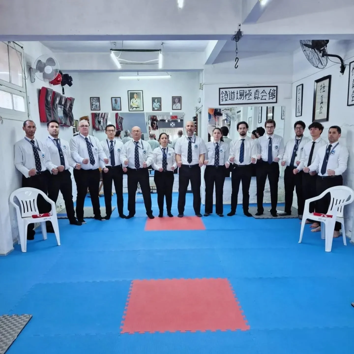 Finalizada la jornada de &aacute;rbitros. 
7hs de pr&aacute;ctica y teor&iacute;a. 
Osu!
#karate #kyokushin #ifkkyokushin #ifkuruguay #ifkamericas www.ifk-uruguay.com
Reposted from @ifkuruguay