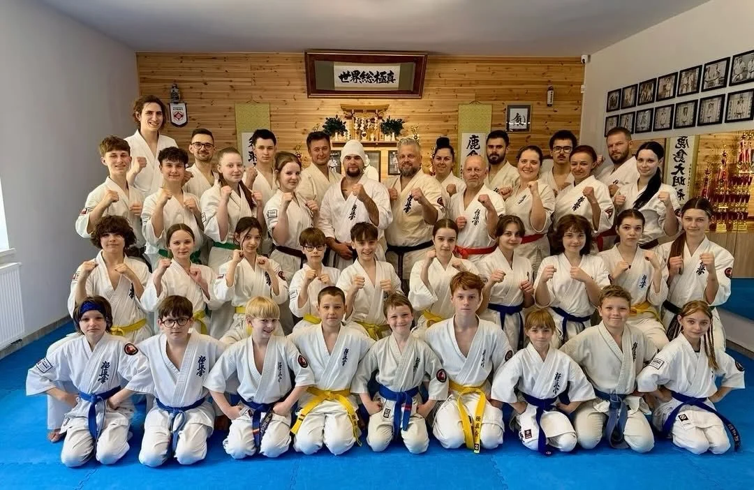 Get @reshare_app &bull; @kedzierski_97 Osu! 👊

Chciałbym z całego serca podziękować za możliwość poprowadzenia seminarium w Klubie Husaria. To był dla mnie naprawdę wyjątkowy i bardzo emocjonalny dzień, kt&oacute;ry pozostanie ze mną na długo. 🥋✨

