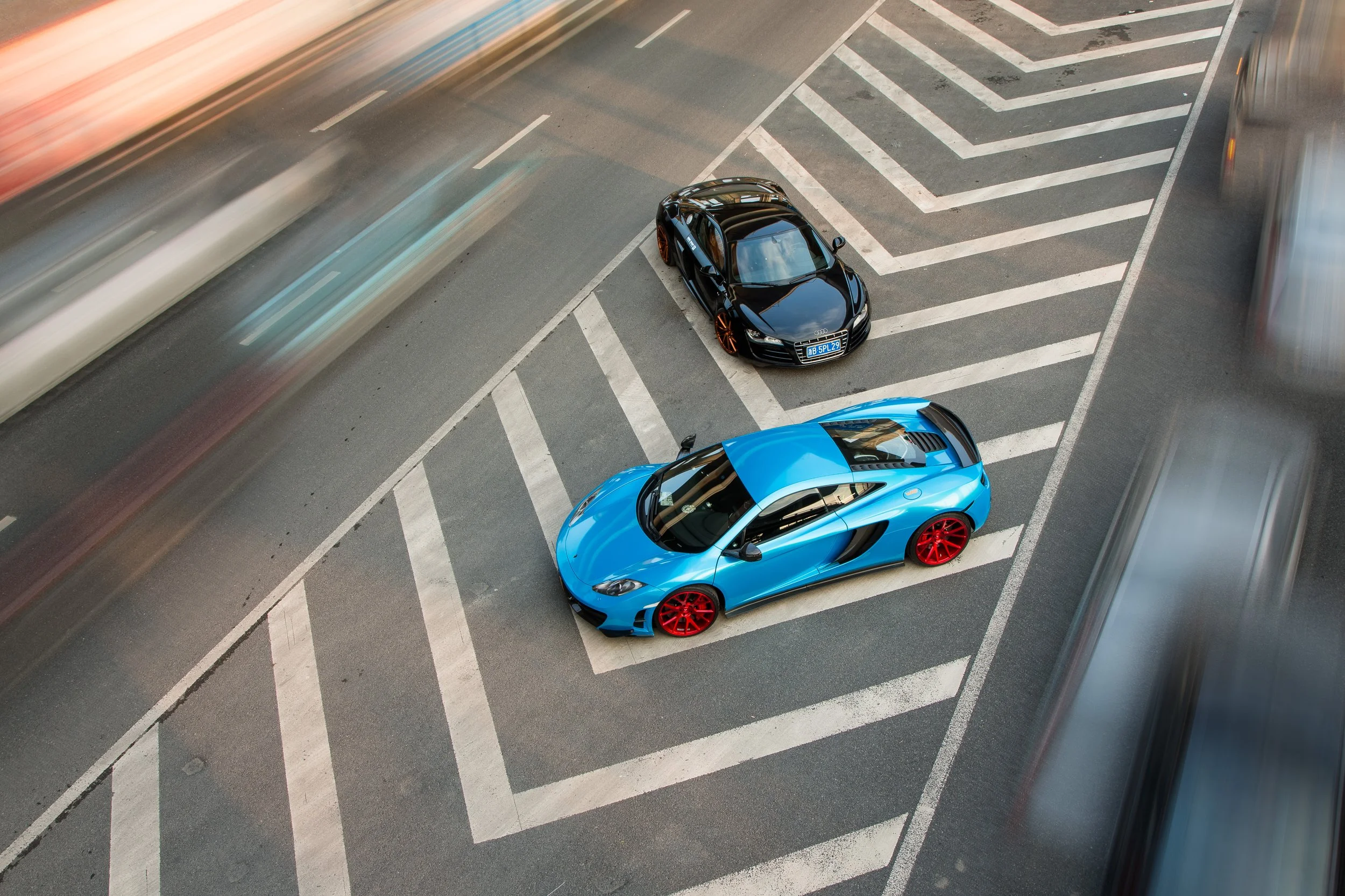 Audi R8 on VPS-307T and McLaren MP412C on VPS-306 - TNP Performance China - © Vossen Wheels 2015 - 1038.jpg