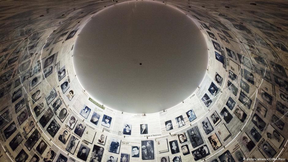 Sala principal del Memorial de Yad Vashem.