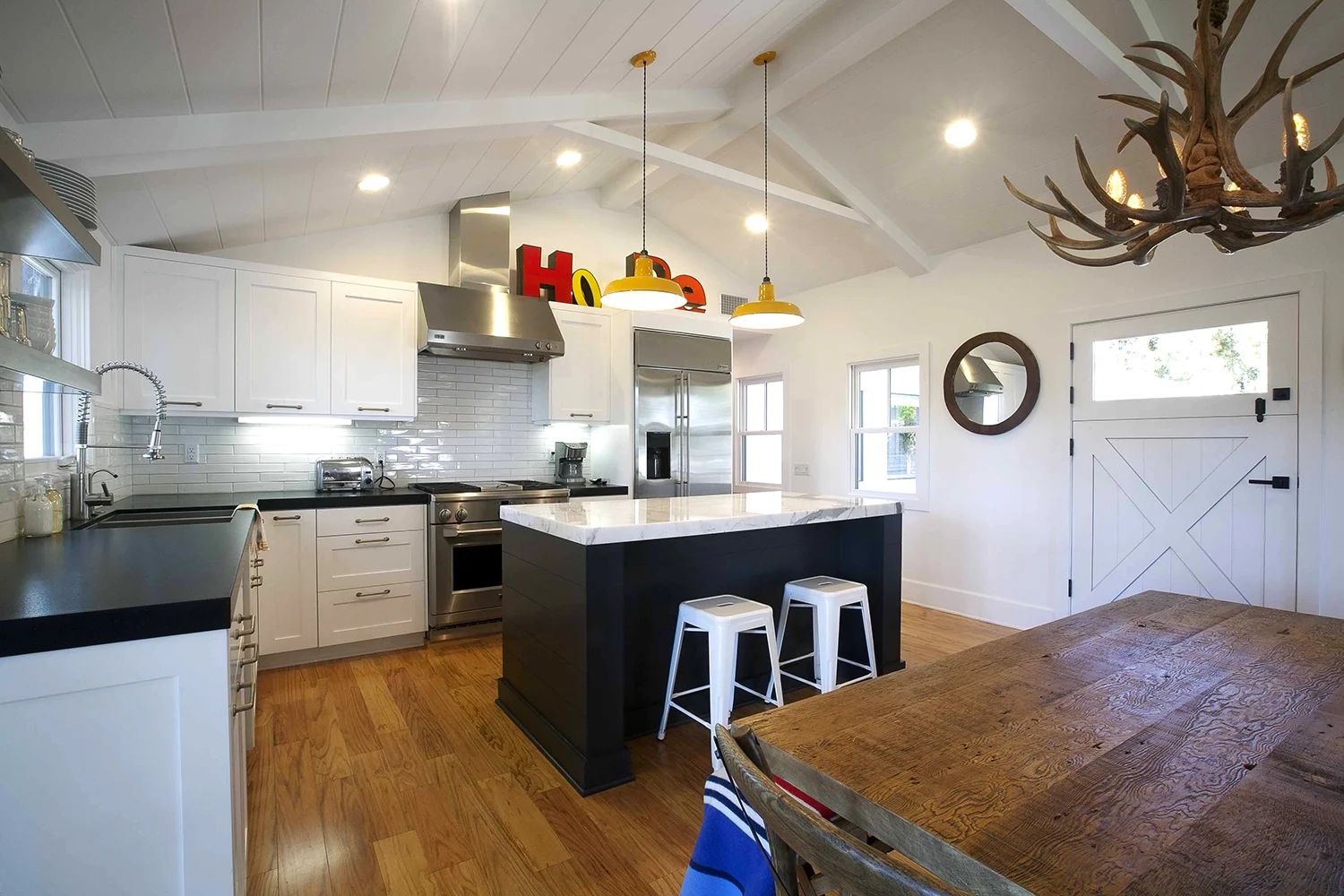 newport15-kitchen.jpg