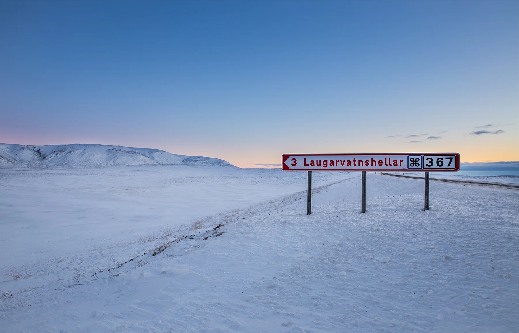 Road to Laugarvatnshellar