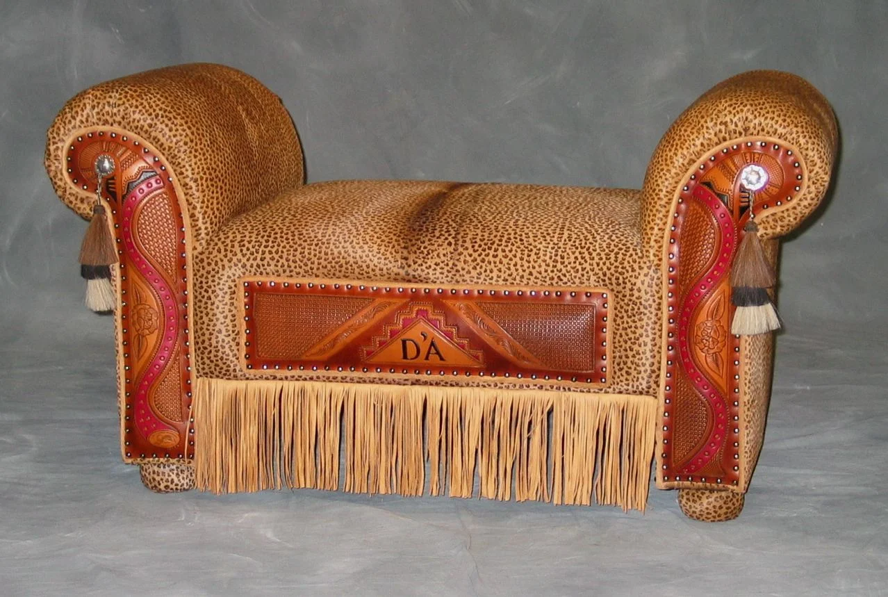 Bench1004