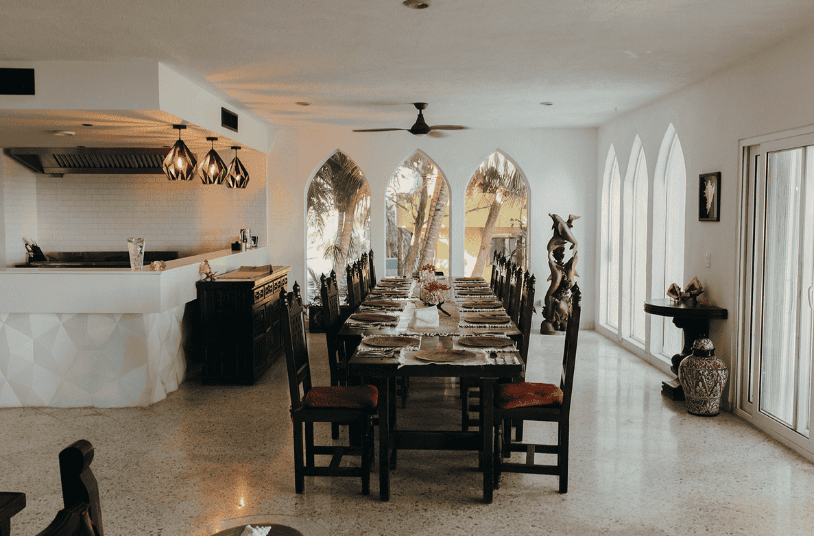 Dining area 2.png