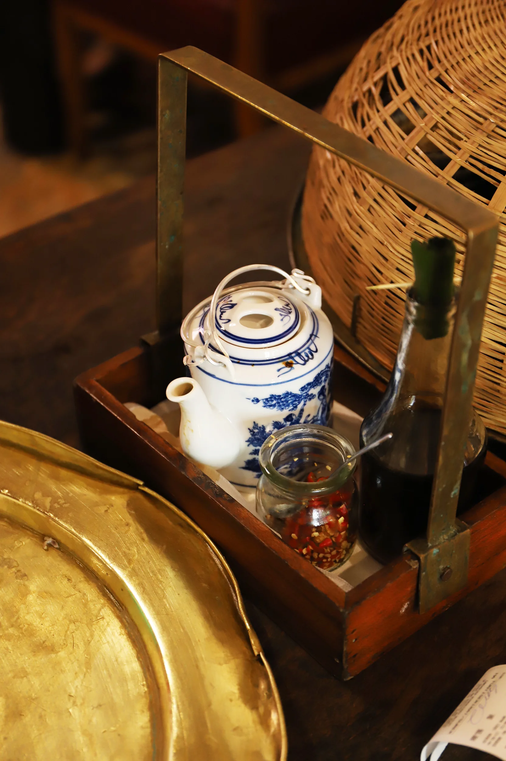 " Cục Gạch Quán "