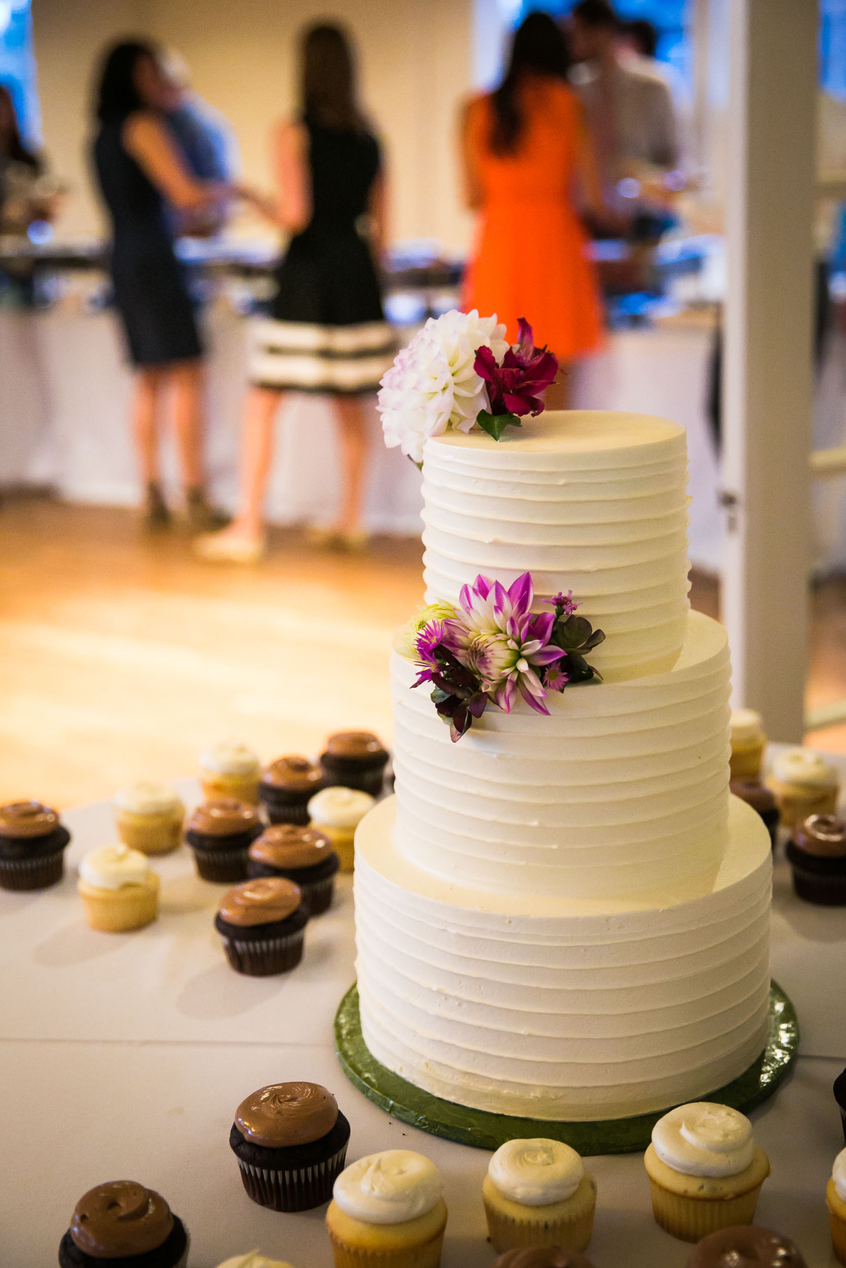 Simple wedding cake | The Hall at Greenlake Wedding Reception Photo | By G. Lin Photography