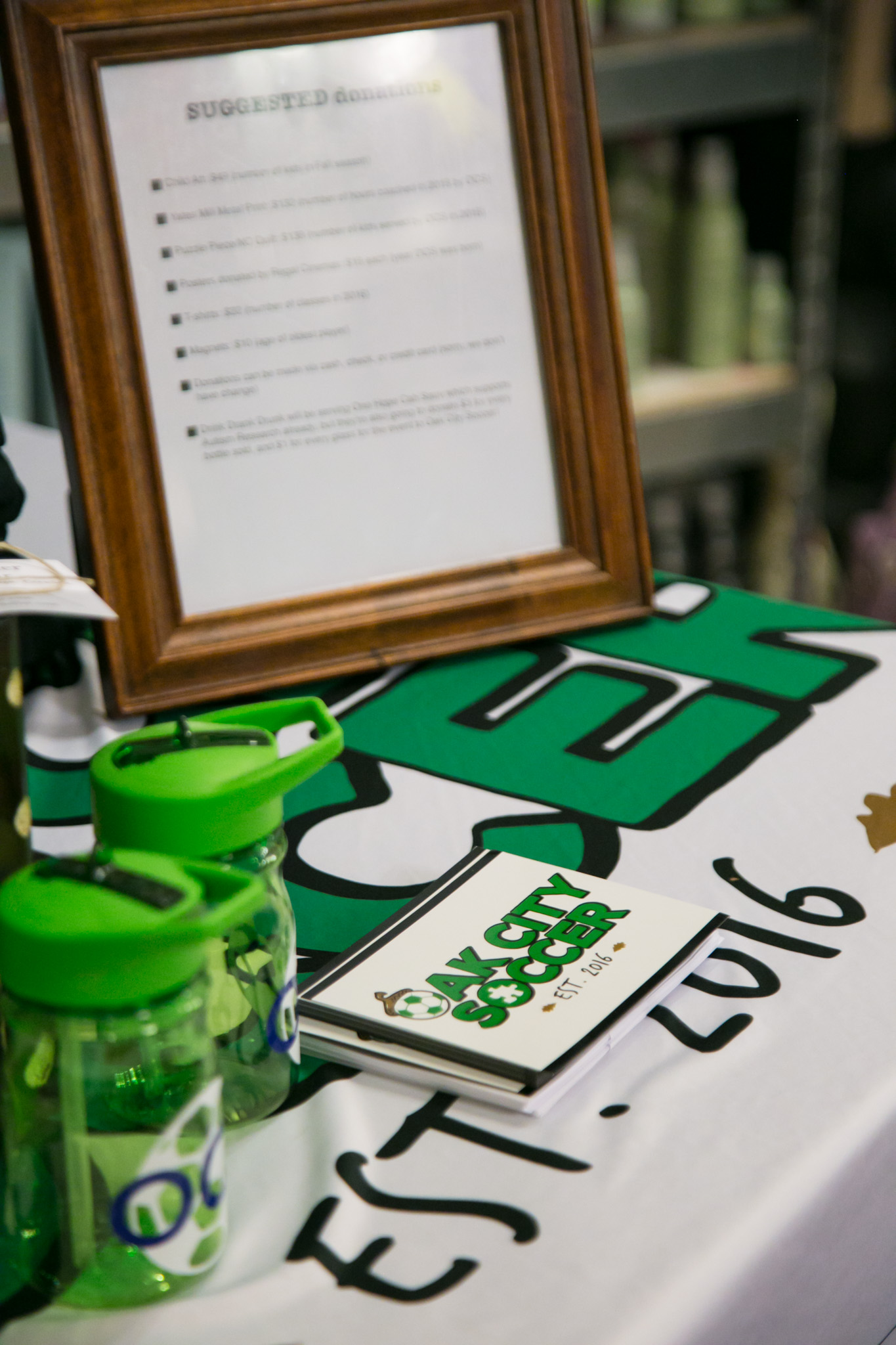 Raleigh Event Photographer | G. Lin Photography | Sign on desk at event