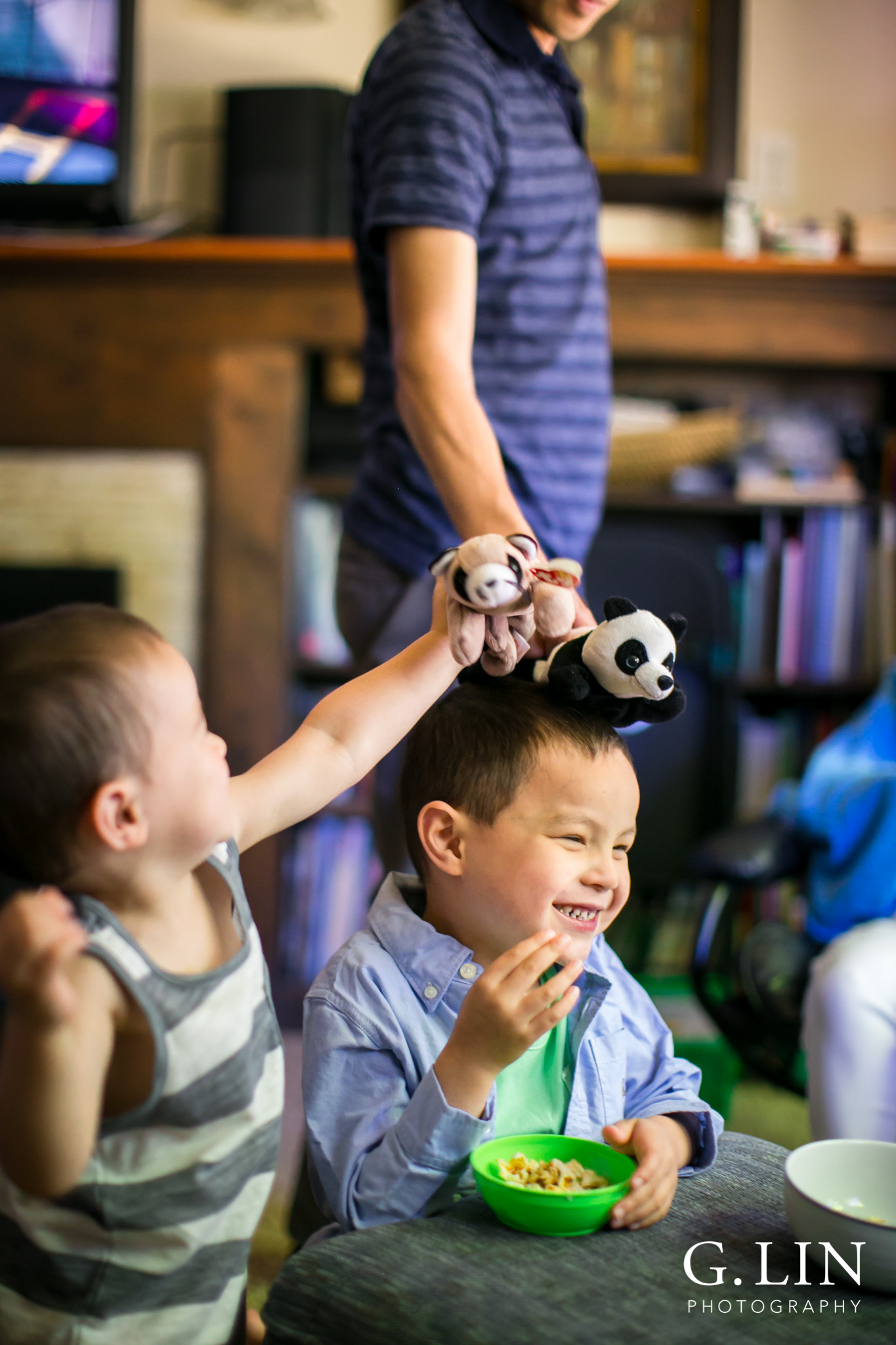 Raleigh Family Photographer | G. Lin Photography | Children laughing and playing in living room