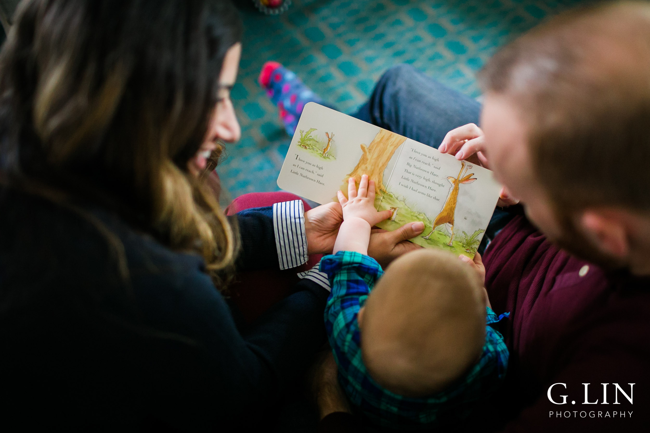 Durham Family Photographer | G. Lin Photography | parents reading book to baby