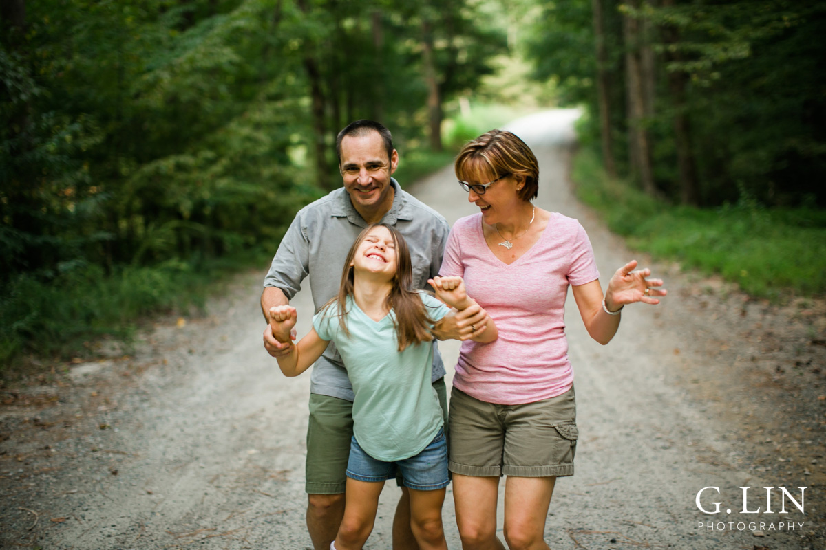 Raleigh Family Photographer | By G. Lin Photography | Family dancing outside