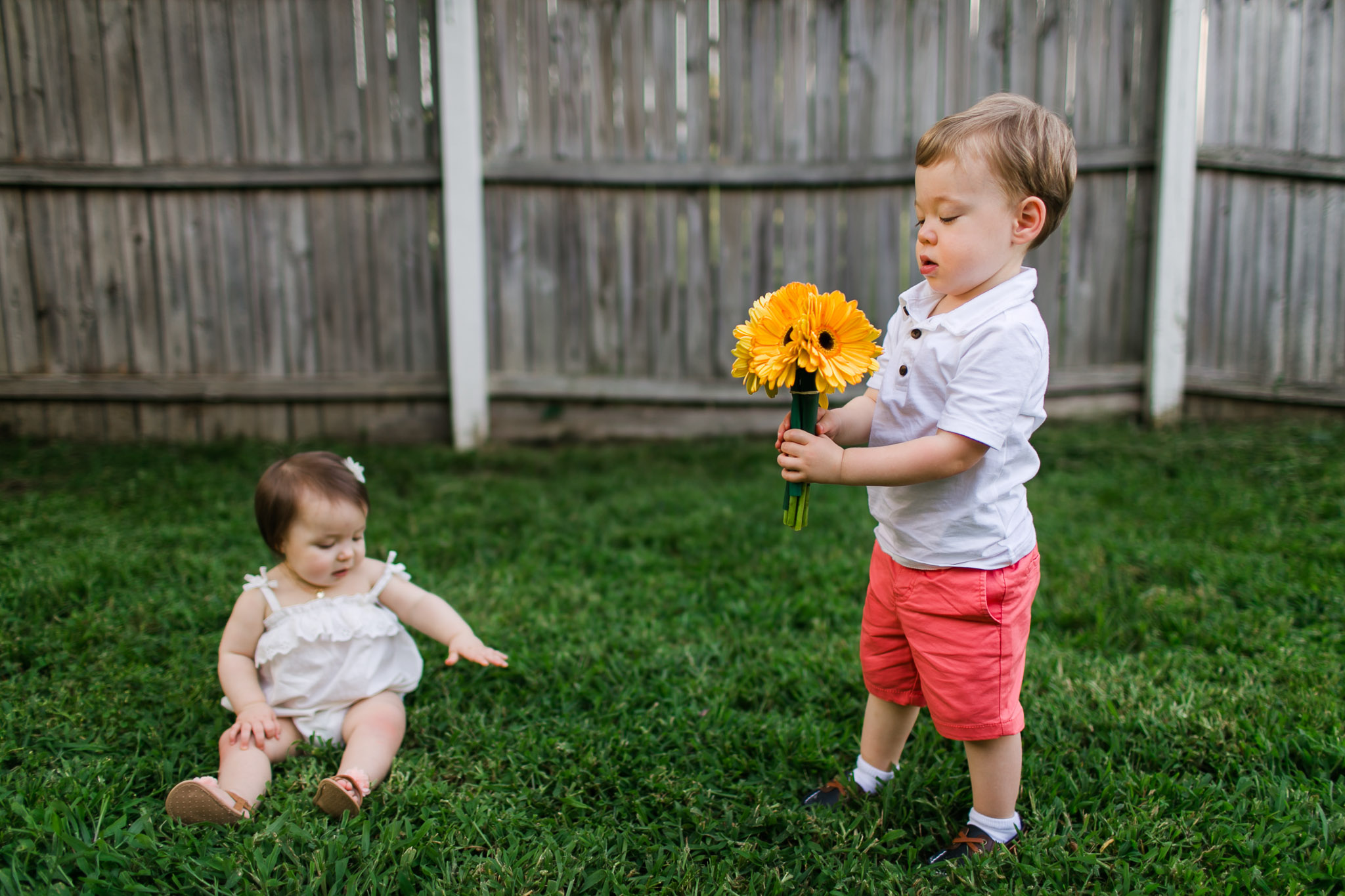 Brother and sister in backyard | Raleigh Children Photographer | By G. Lin Photography