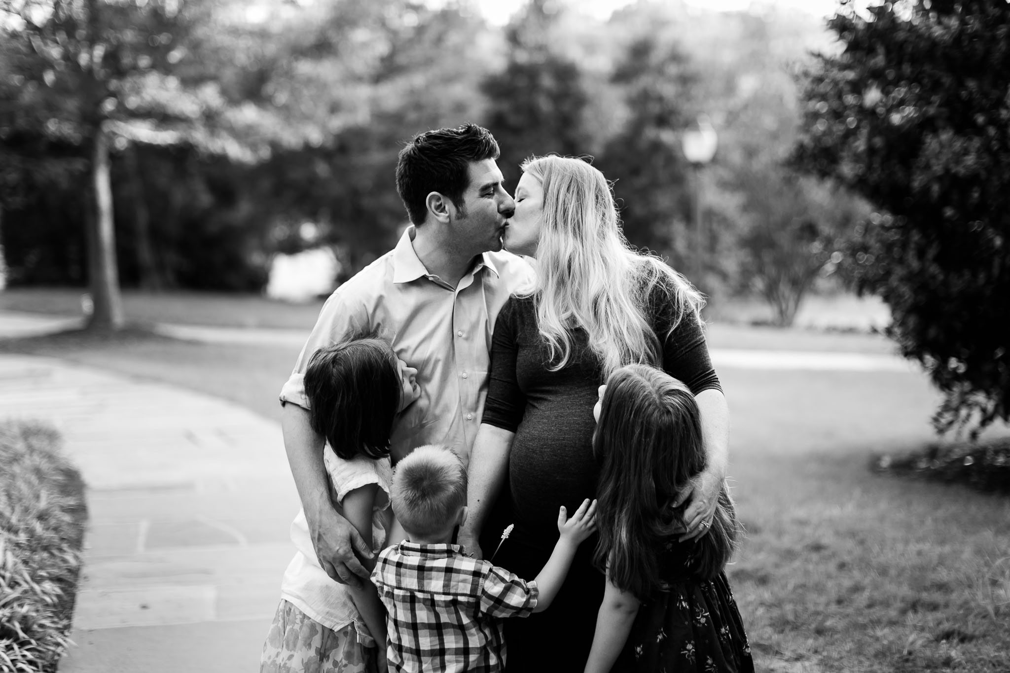 Beautiful black and white family photo at Duke | Durham Maternity Photographer | By G. Lin Photography
