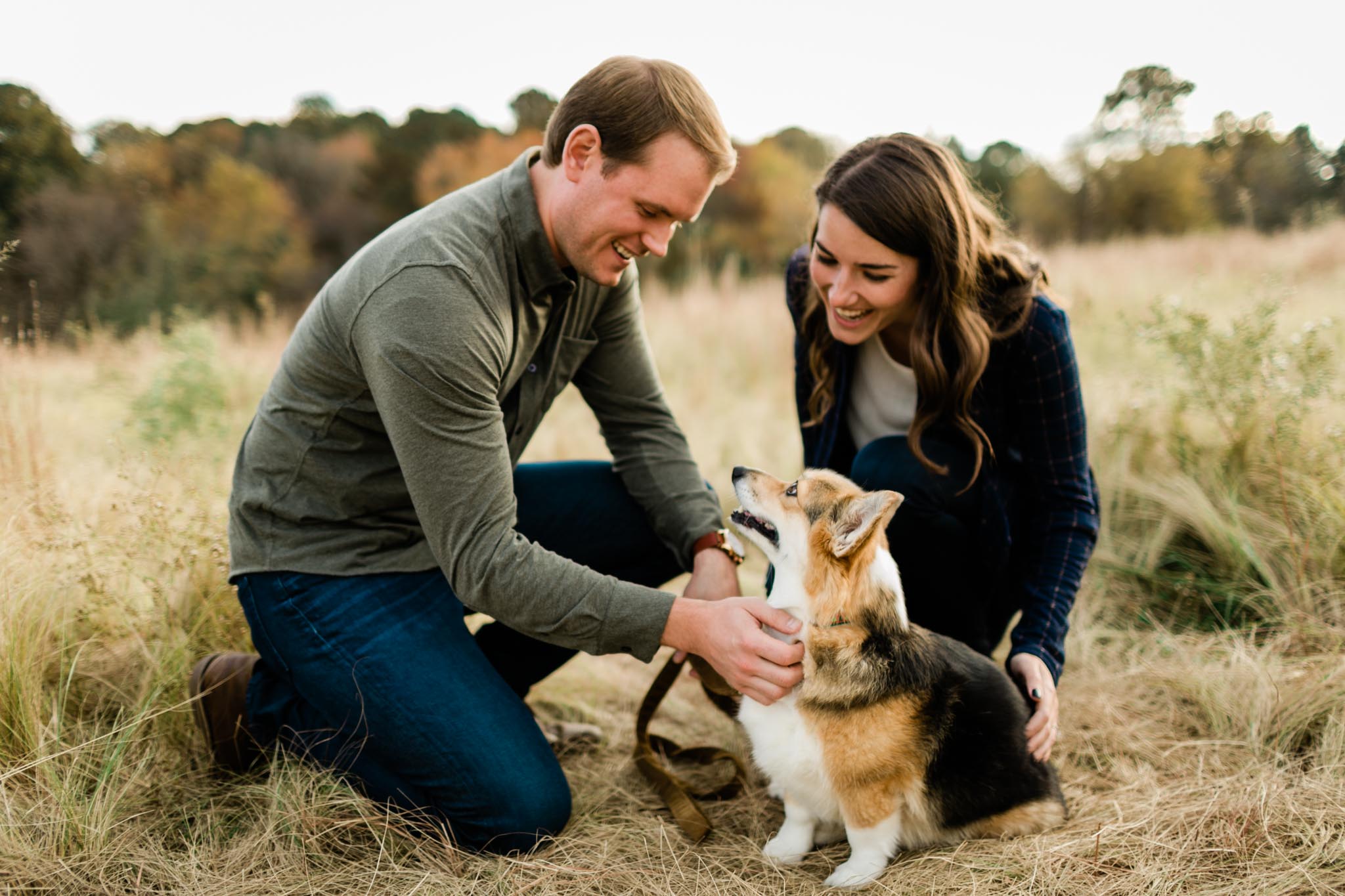 Photo of corgi outside in fields of NCMA | Raleigh Pet Photography | By G. Lin Photography