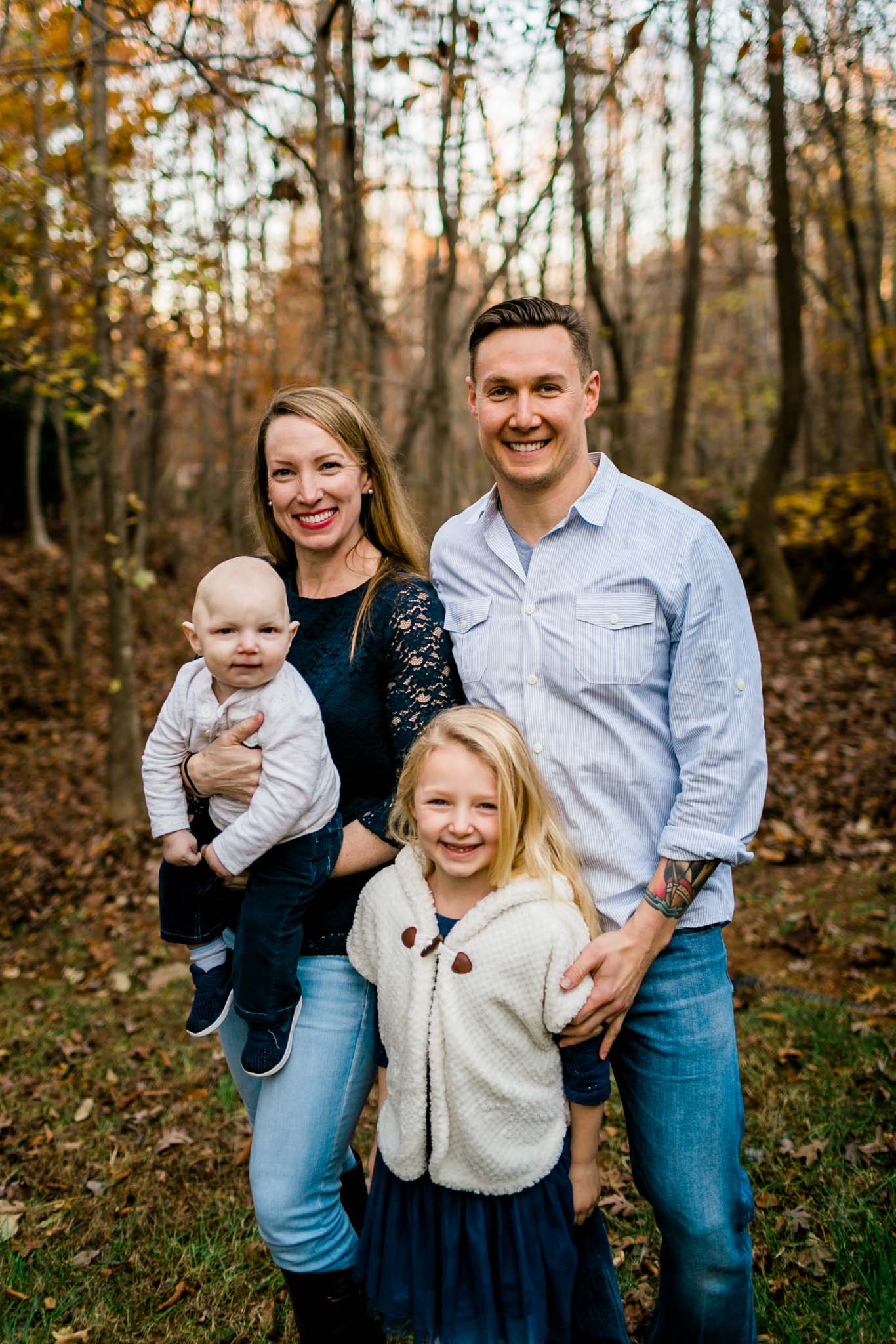 Outdoor fall family photo | By G. Lin Photography | Durham Photographer