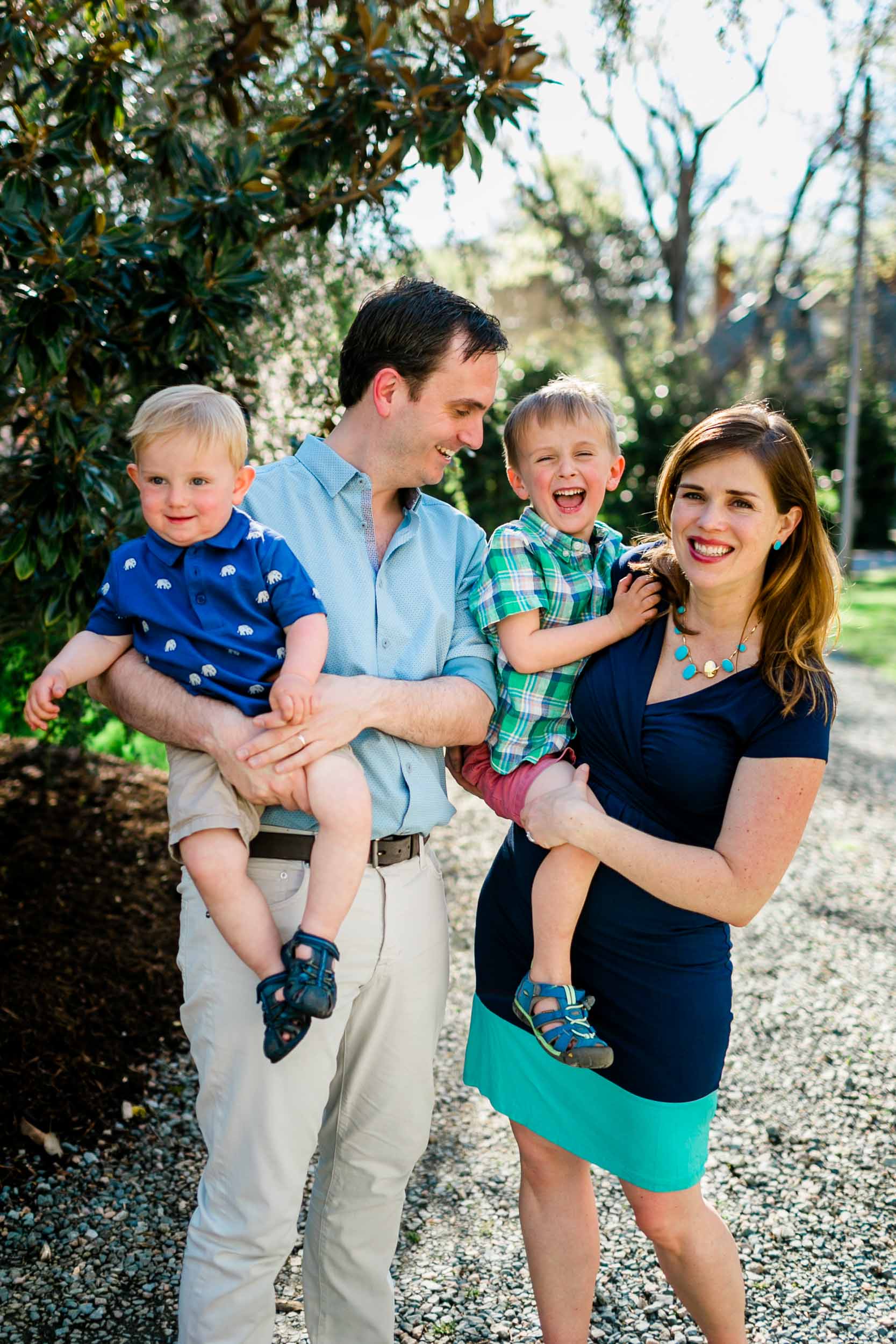 Raleigh Family Photographer | By G. Lin Photography | Spring Outdoor Family Portrait