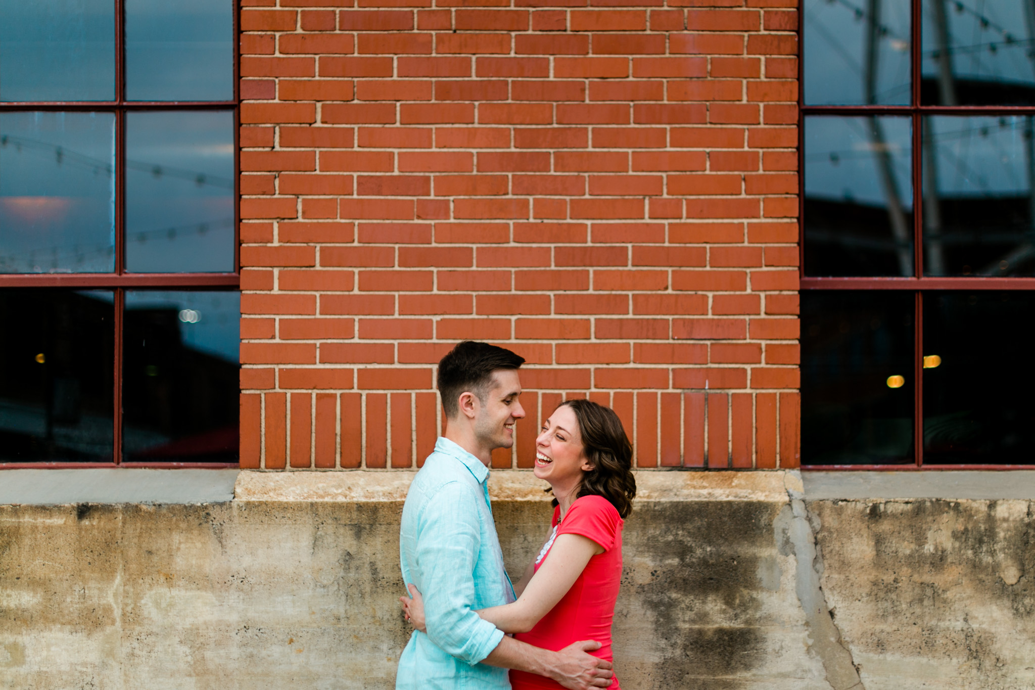 Raleigh Newborn Photographer | By G. Lin Photography | Couple holding each other