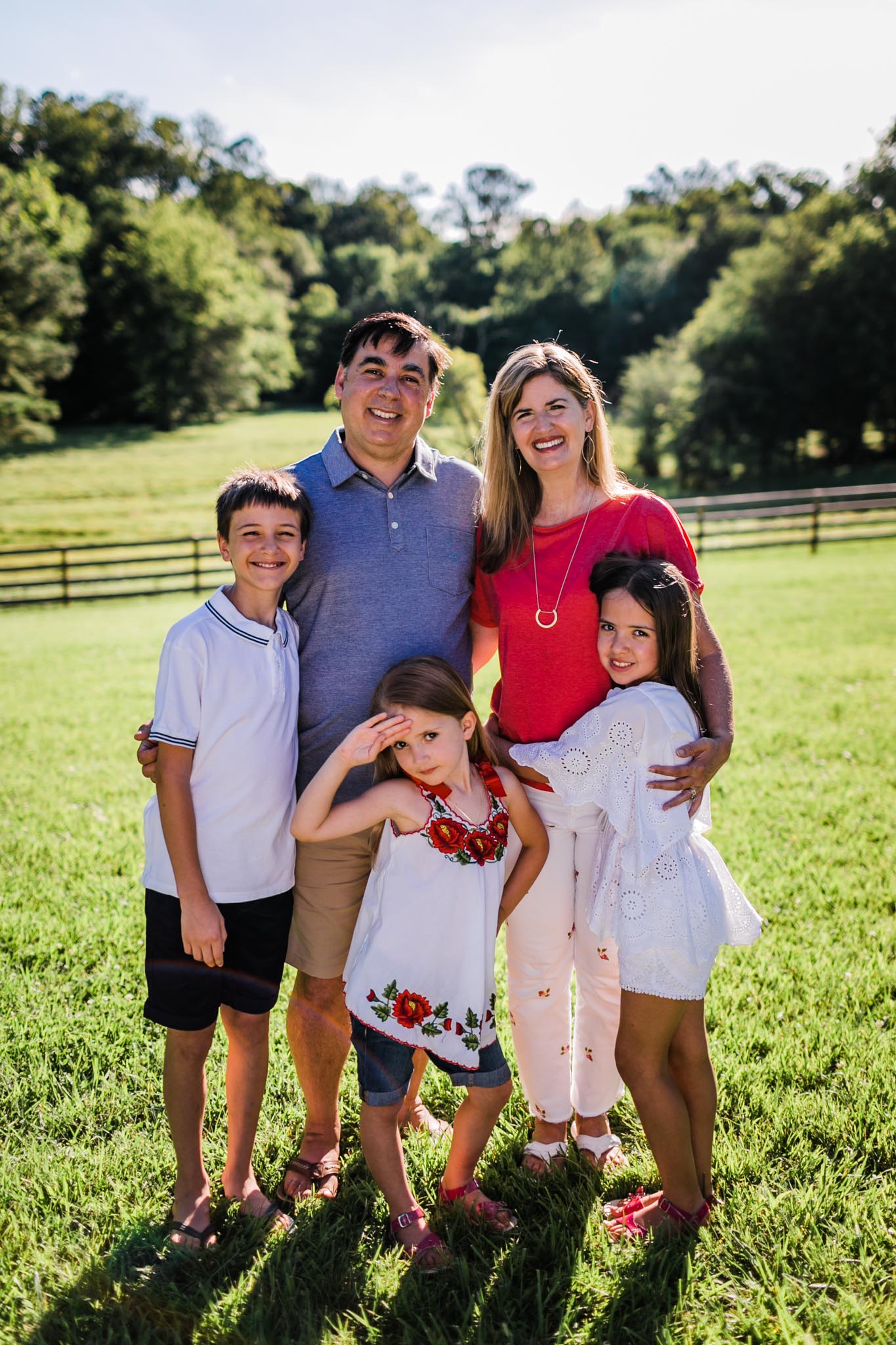 Durham Family Photographer | By G. Lin Photography | Summer family photo outside