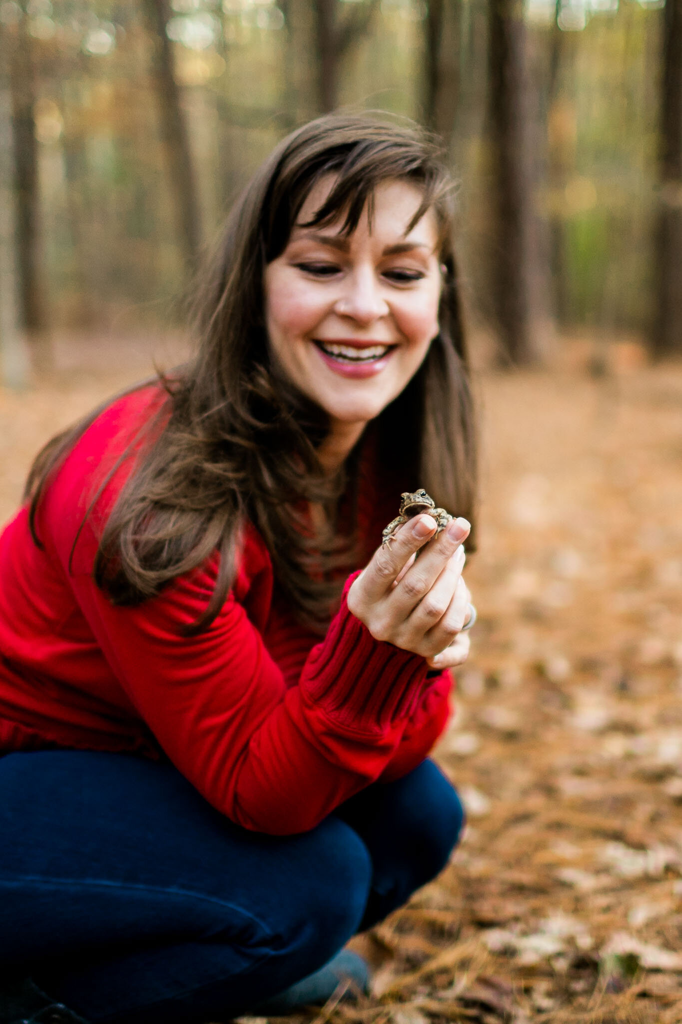 Raleigh Family Photographer | By G. Lin Photography | Woman holding a toad in her hand