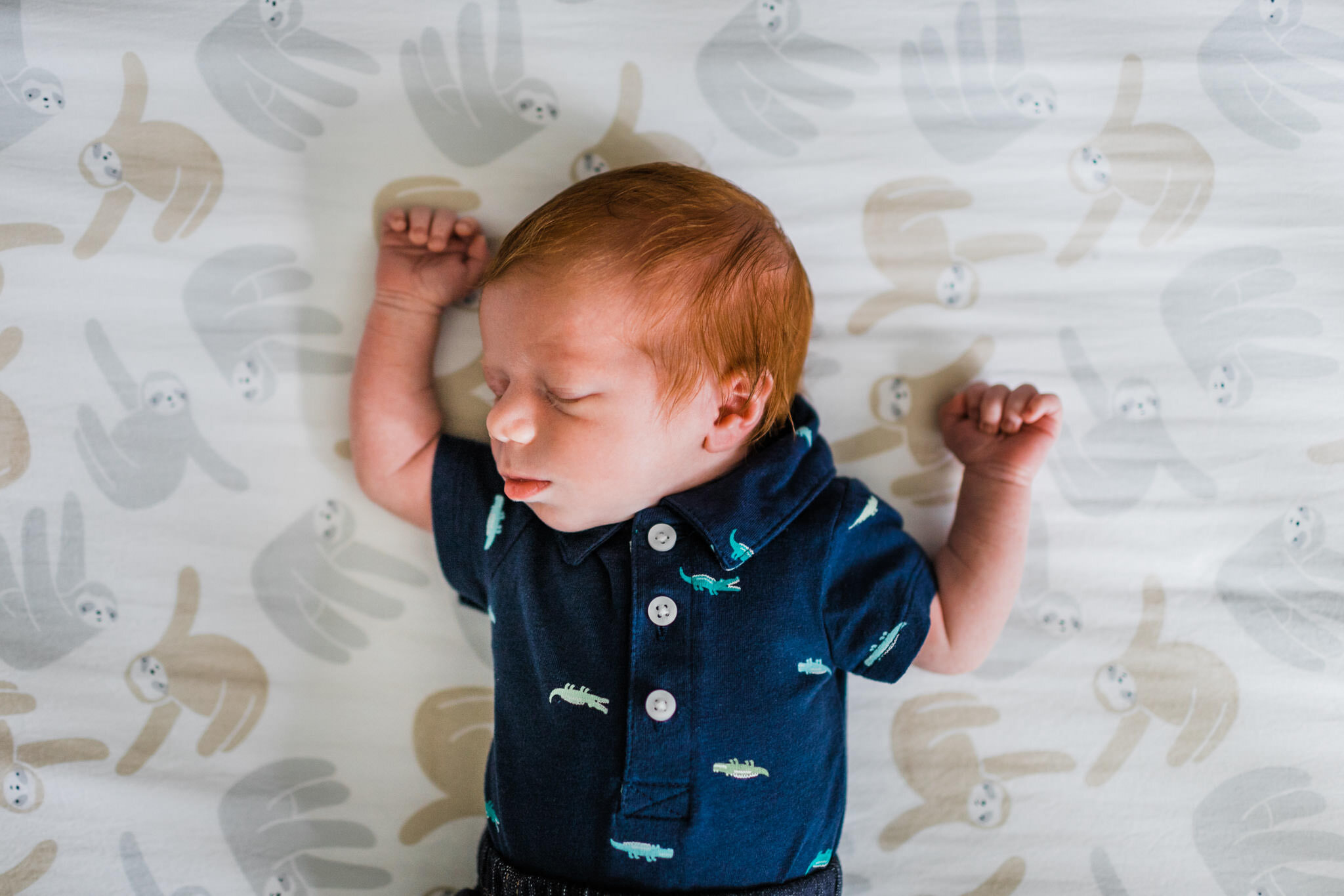 Raleigh Newborn Photographer | By G. Lin Photography | Baby sleeping in crib