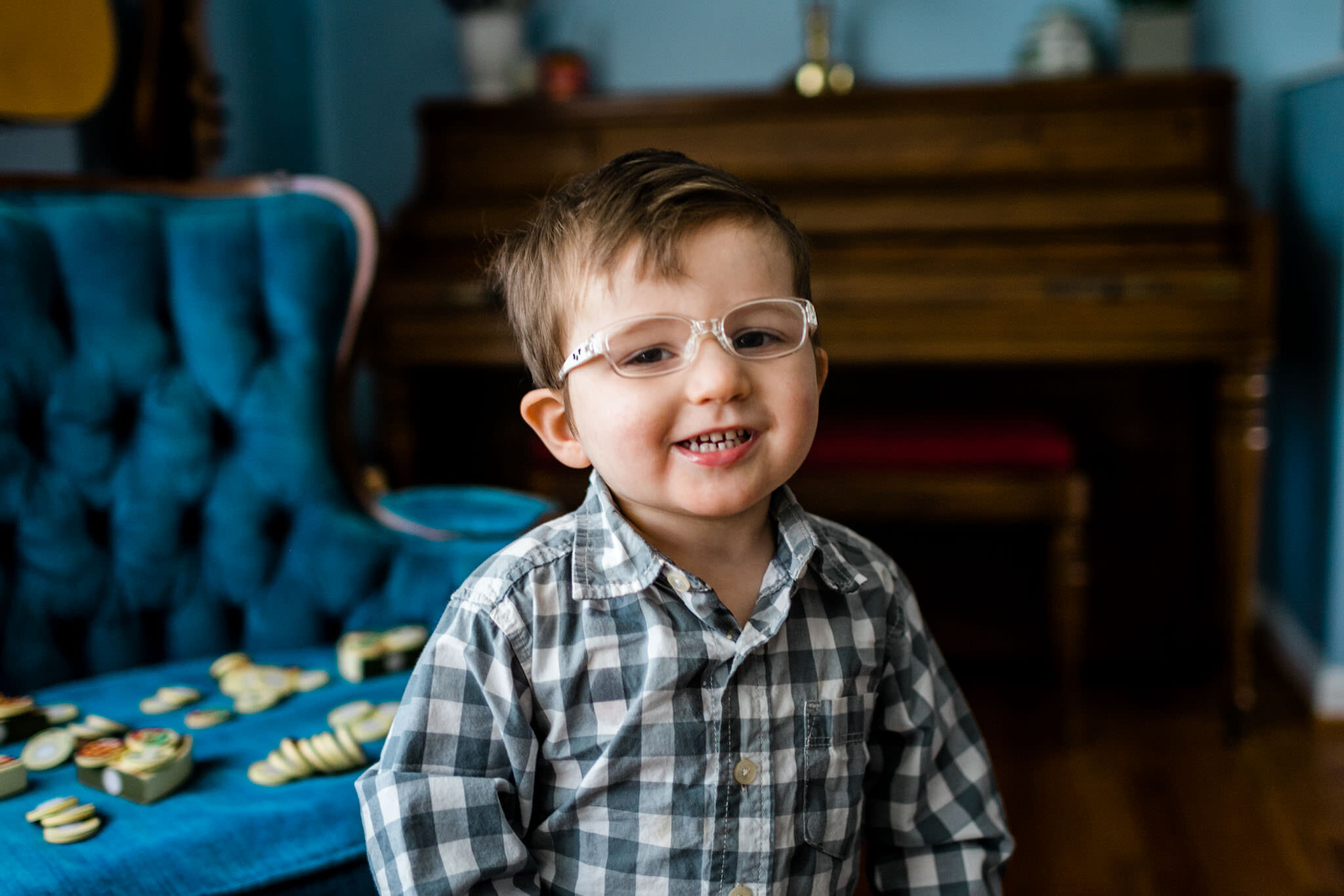 Raleigh Lifestyle Family Photographer | By G. Lin Photography | Young boy smiling at camera