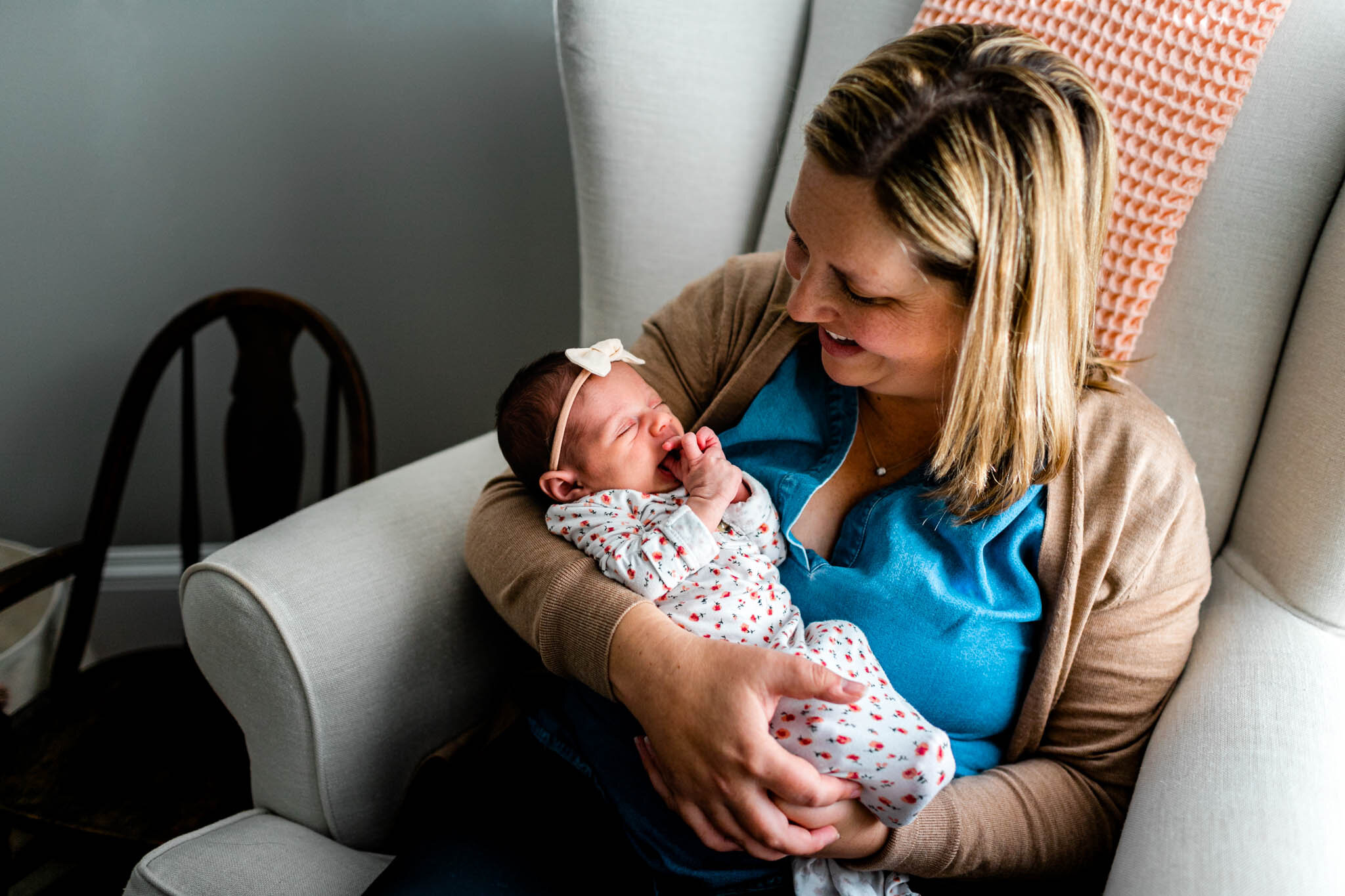Durham Newborn Photographer | By G. Lin Photography | Mom holding baby girl