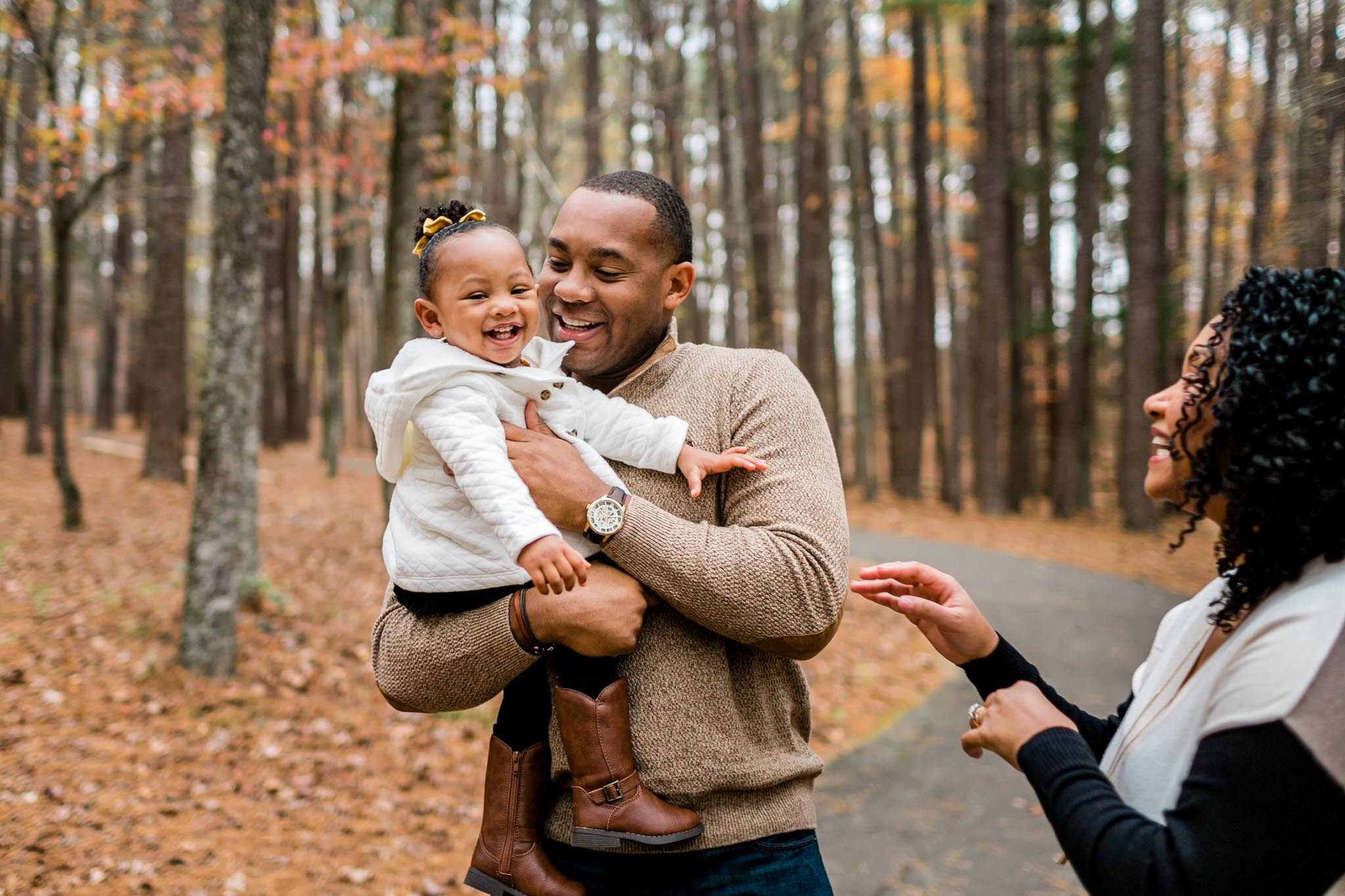 Raleigh-Family-Photographer-Umstead-Park-16.jpg