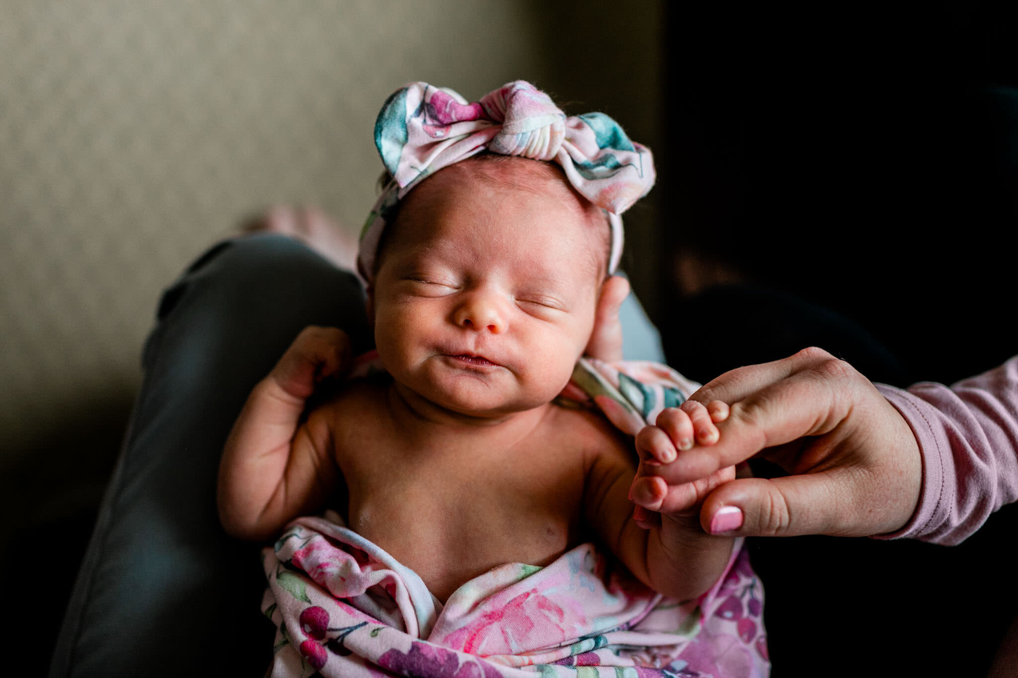 Raleigh Newborn Photographer | By G. Lin Photography | Newborn baby girl sleeping