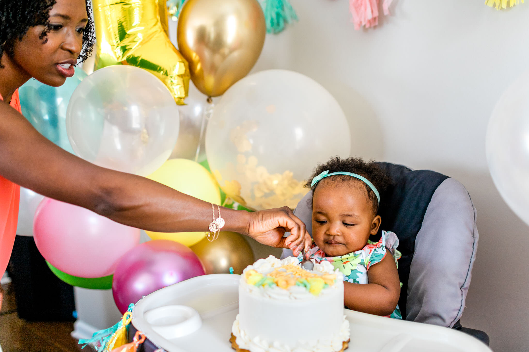 Durham Family Photographer | By G. Lin Photography | Mother scooping cake 