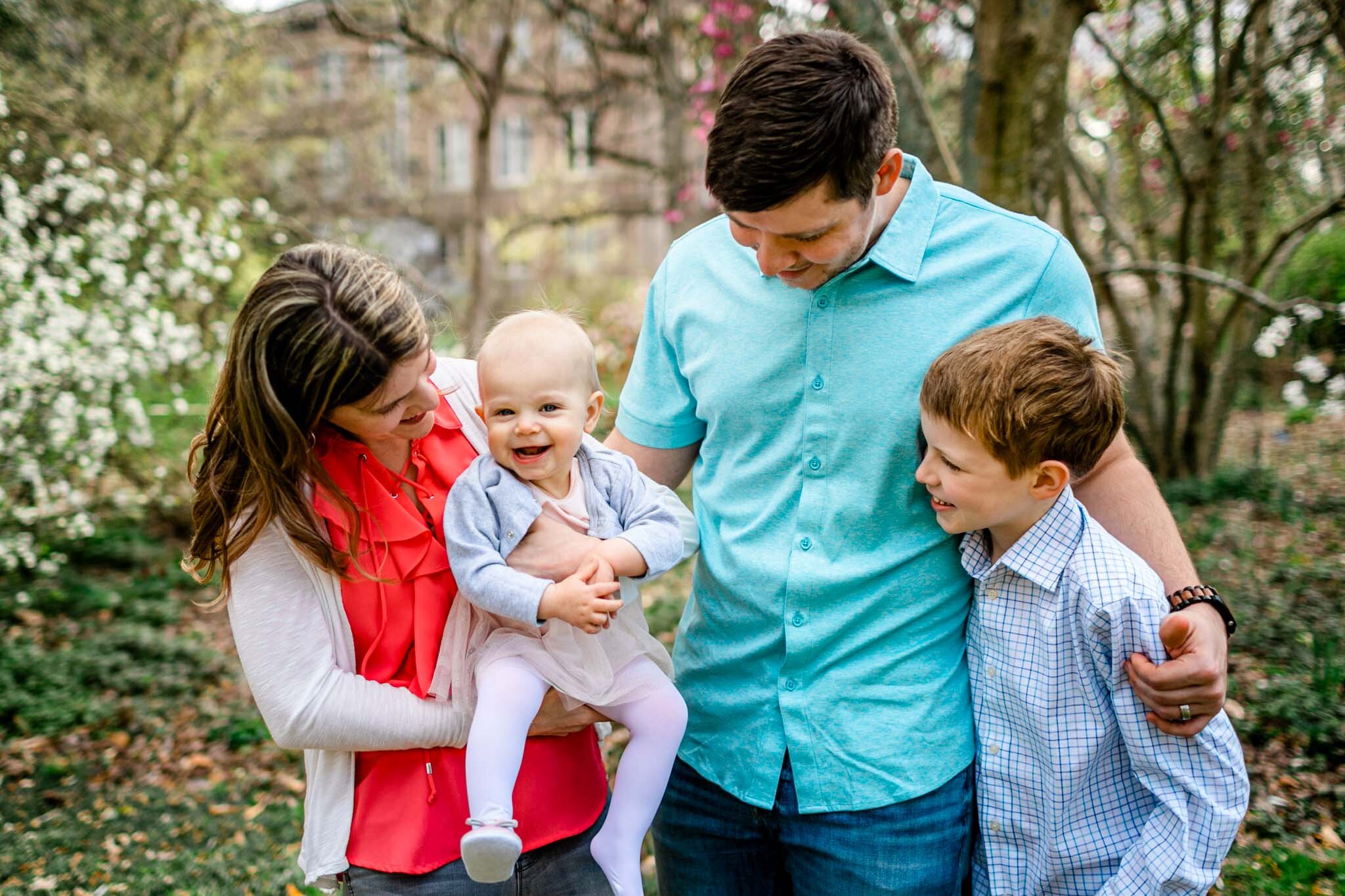 Chapel-Hill-Family-Photographer-Coker-Arboretum-7.jpg