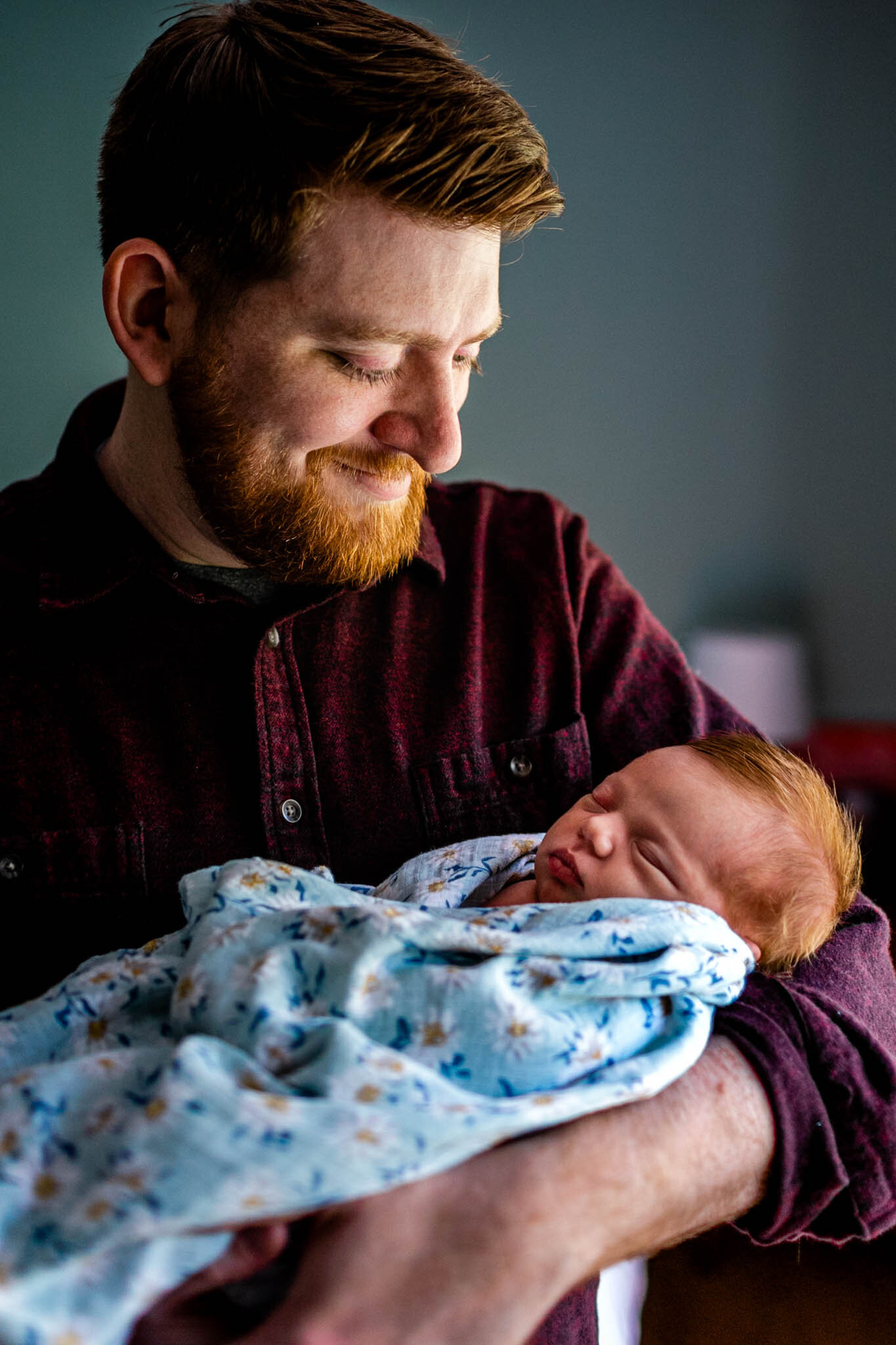 Durham Newborn Photographer | By G. Lin Photography | Father holding baby girl