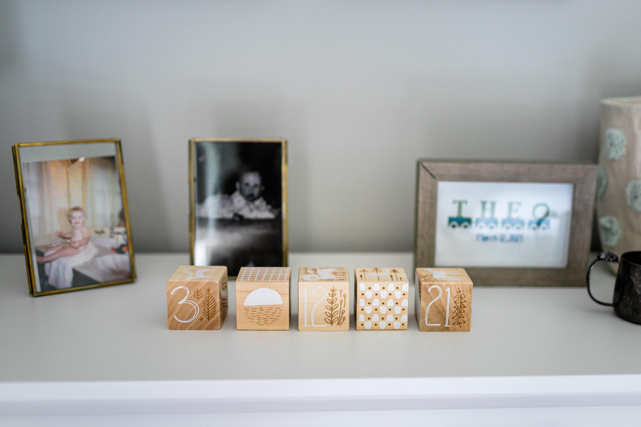Wooden blocks on shelf | Lifestyle newborn photography at home | Greensboro Newborn Photographer | By G. Lin Photography