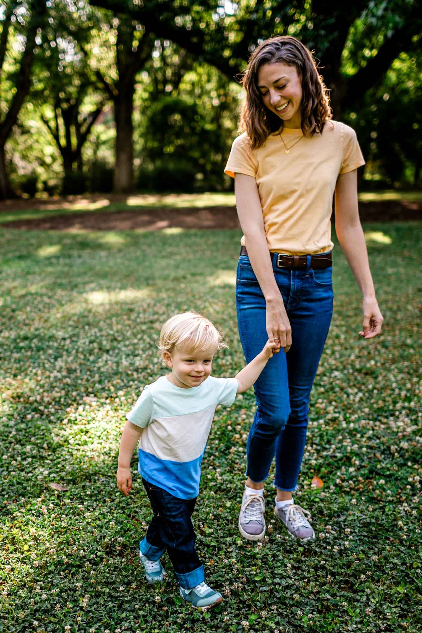 UNC-Coker-Arboretum-Family-Photographer-34.jpg