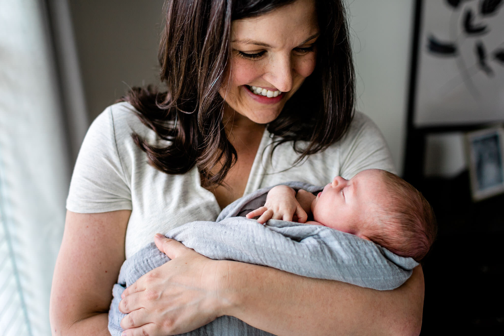 Durham Newborn Photographer | By G. Lin Photography | Mother holding baby