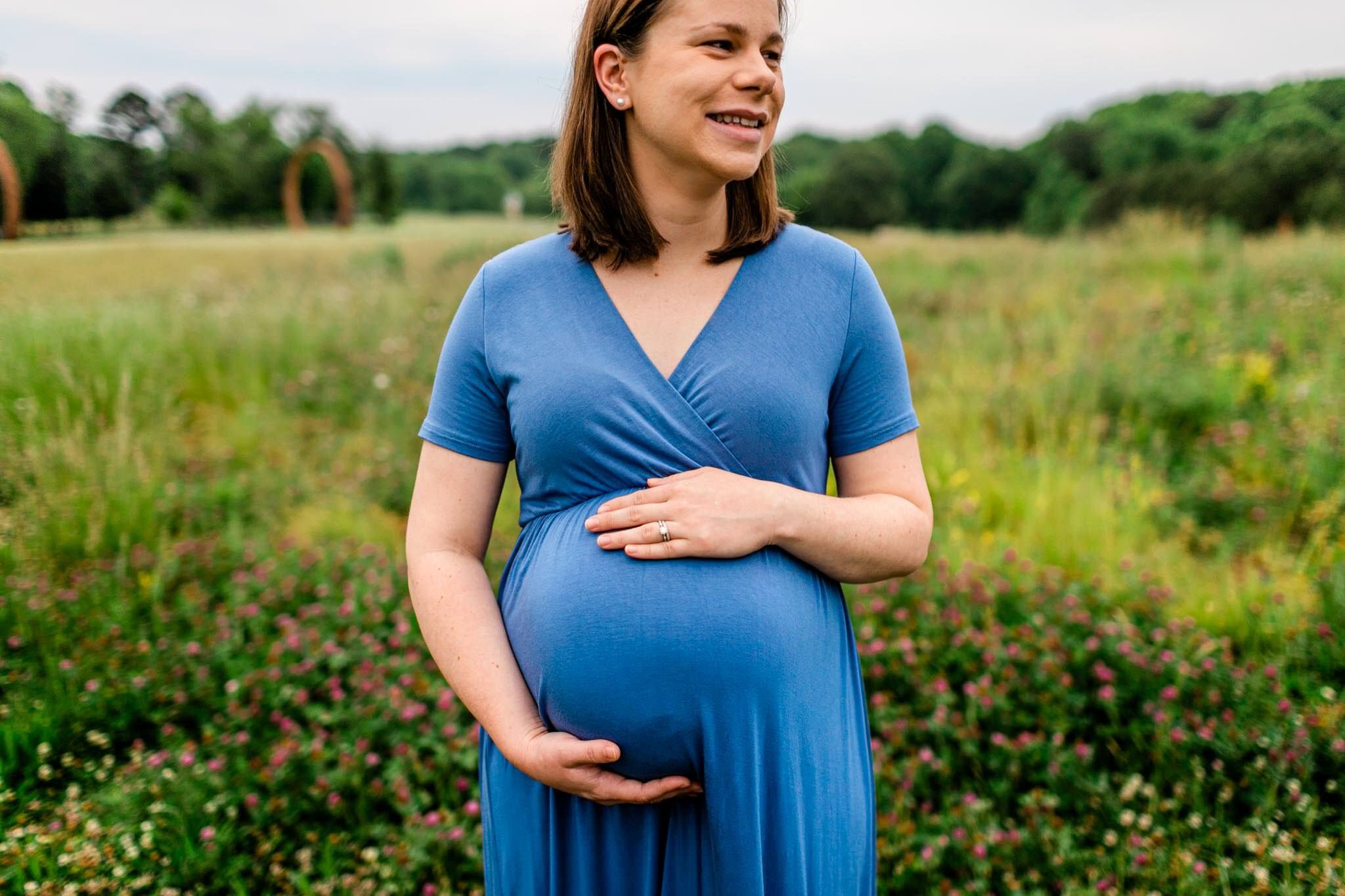 Raleigh Maternity Photographer | By G. Lin Photography | Woman standing in open field