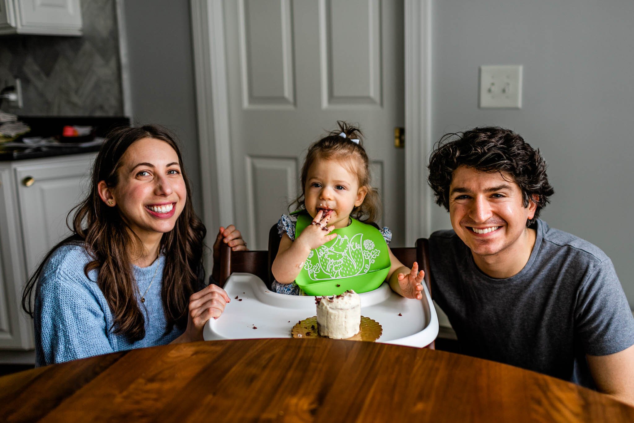 Durham Family Photographer | By G. Lin Photography | Cake smash for first birthday photo
