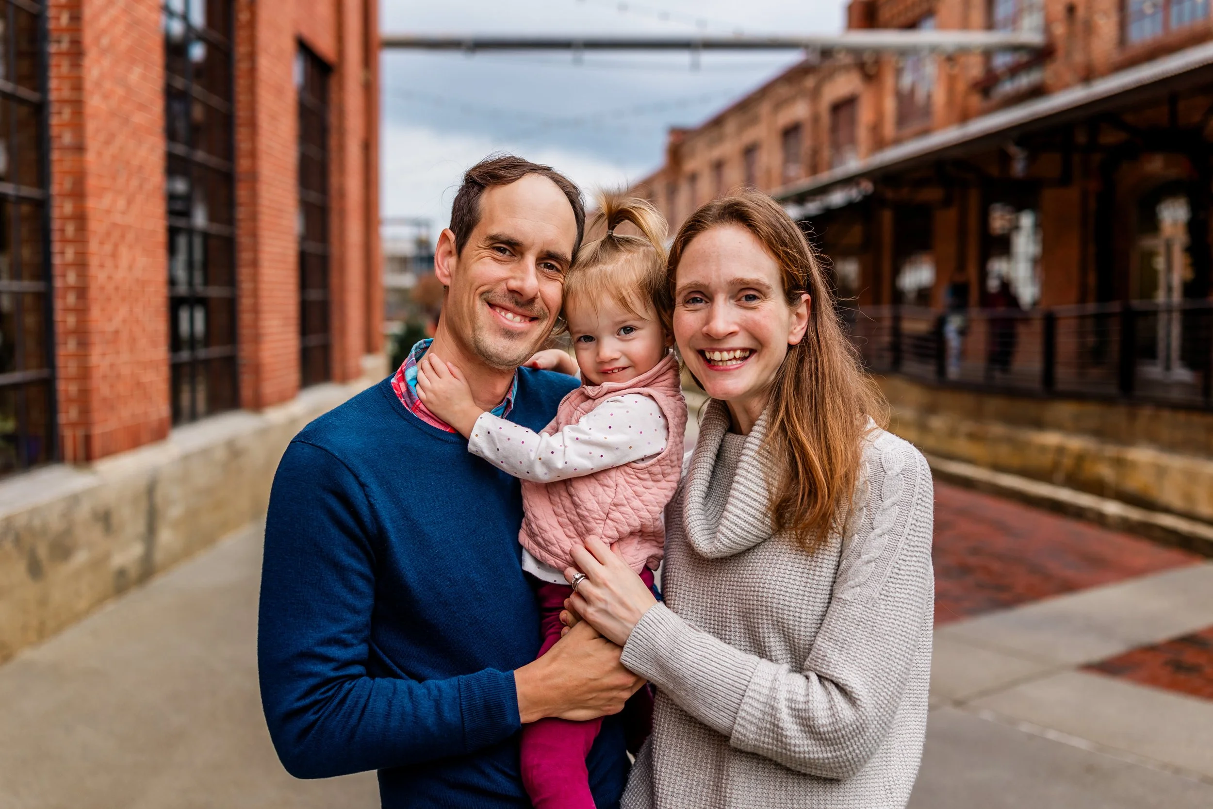 A Festive Session at American Tobacco Campus | Durham Family Photographer