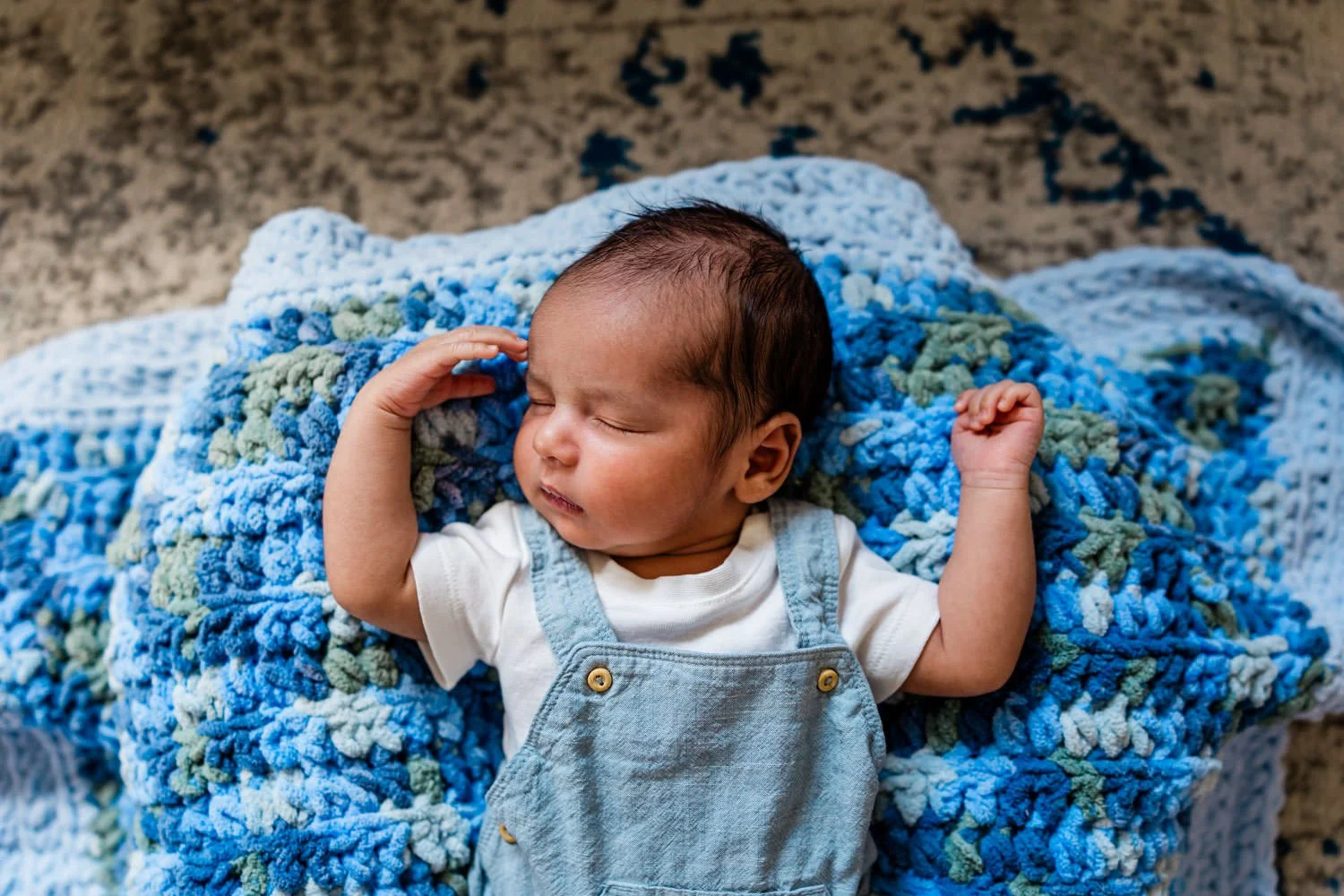 A Relaxing Lifestyle Newborn Session with Baby #2 | Durham Newborn Photographer