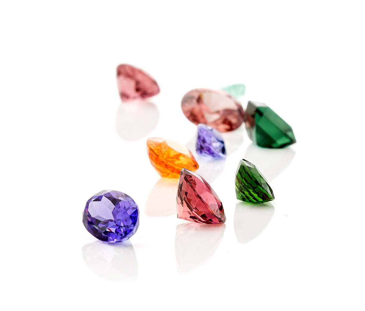 a mix of color, Tanzanite, Pink Tourmaline, Chrome Tourmaline, Mandarin Garnet ...