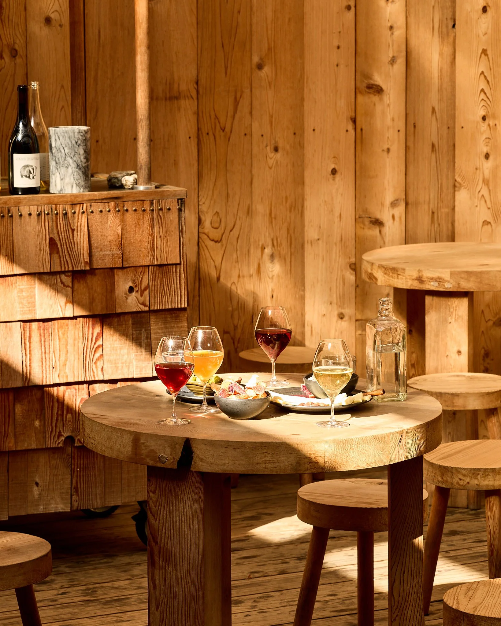 Patio_Happy_Hour_8821.jpg