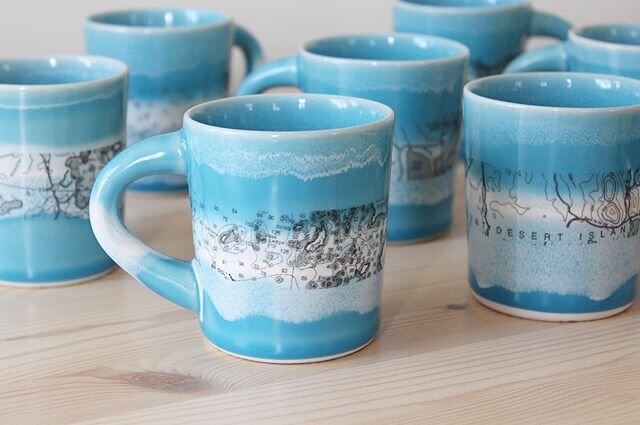 Shop update! Just added a bevy of beautiful Banded 8oz Mugs and a couple of sale price Beer Steins to the Ready To Ship! section on our website! See any places you recognize?
🌊⚓️⛵️
#camdenclayco #chartseries #nauticalcharts #madeinmaine #mainetheway