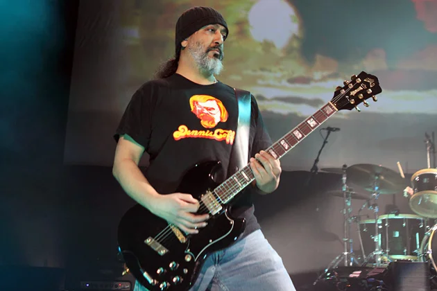 "Whiplash" Interview: Soundgarden’s Kim Thayil Discusses Vinyl Reissues, Potential New Album + More