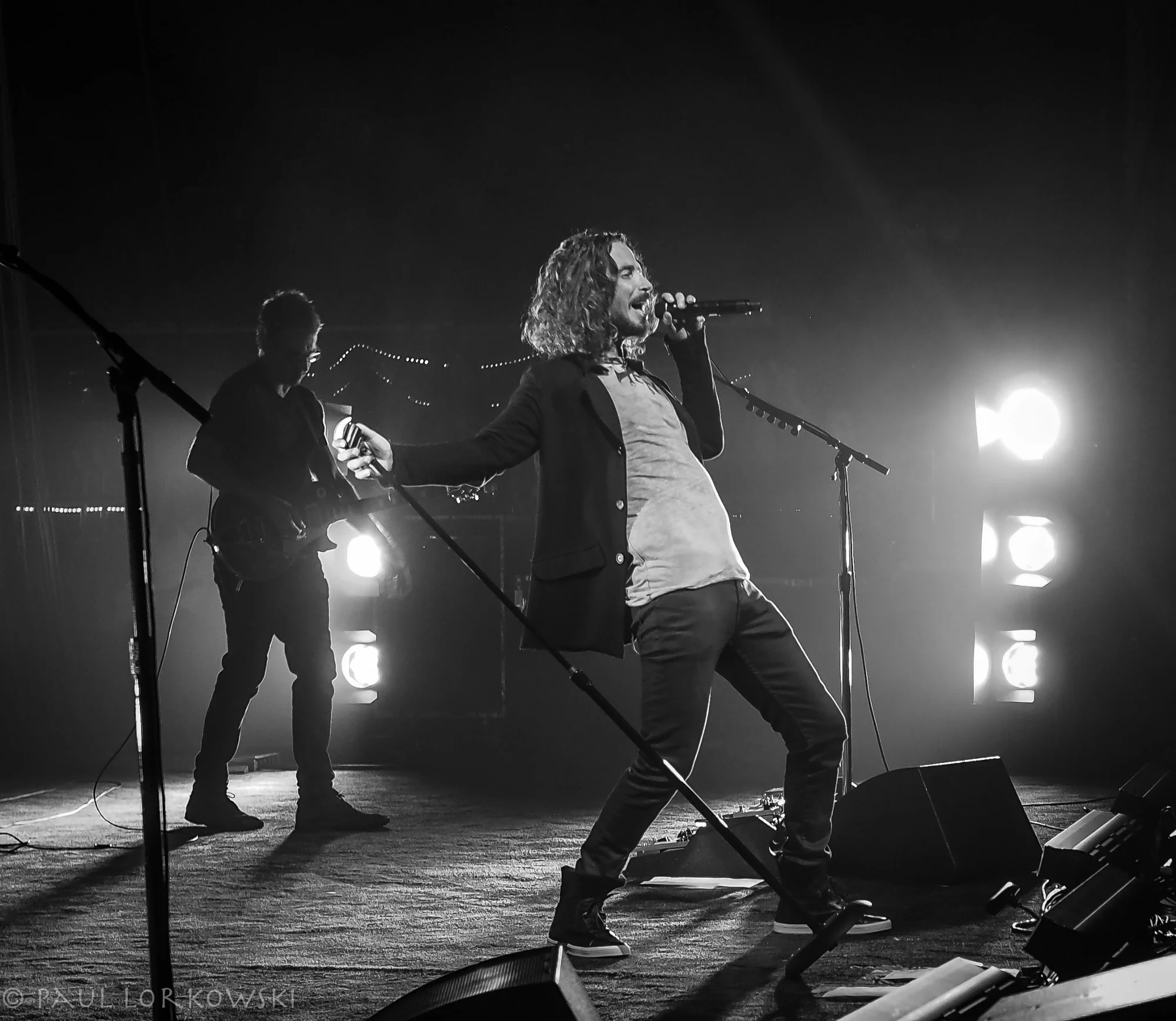 Article/Videos: 10 Unique Moments Where Chris Cornell Blew Us Away - Artist Waves