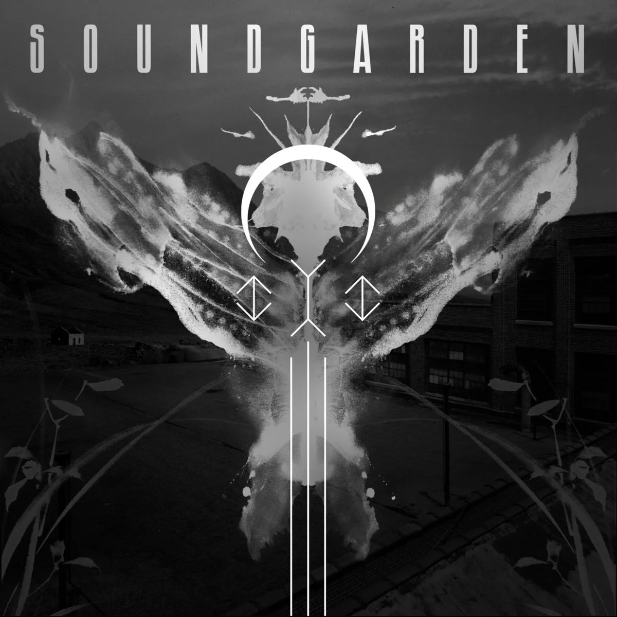 Article: ‘Echo Of Miles’: Soundgarden’s Rarities Collection Continues To Resonate (uDiscoverMusic)