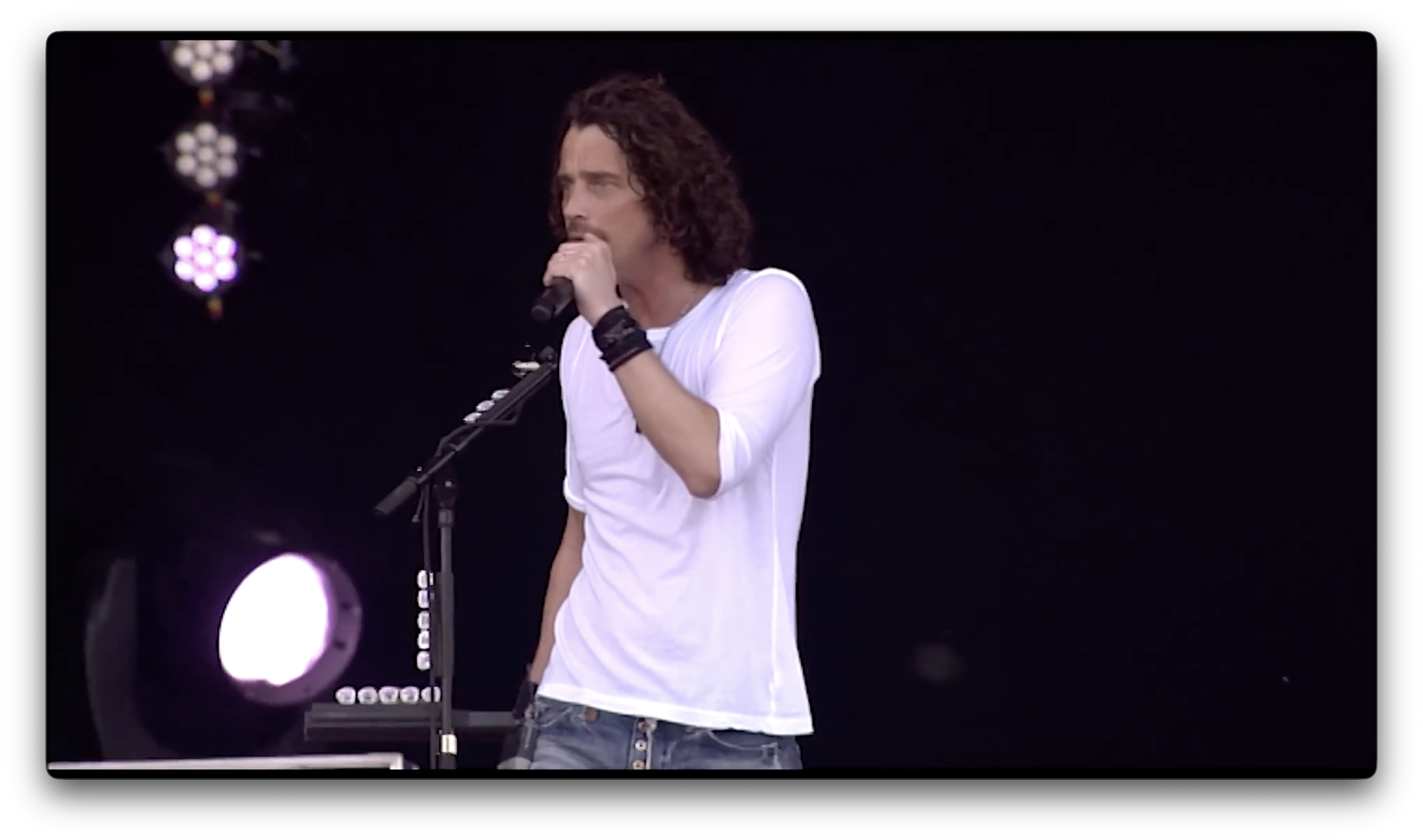 Video: PinkPopArchive Posts Full 2009 Chris Cornell Concert