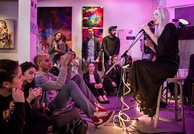 Sofar Sounds (photo: Justin Higuchi)