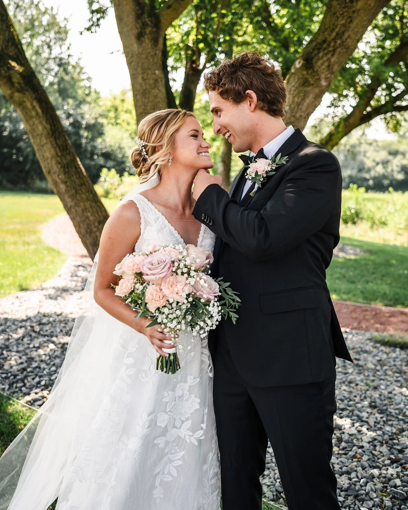Absolutely swooning over Monica + Rich's couple's portraits, album highlights coming soon! 😍

.

.

.

#rusticmanor1848 #rusticmanor #rm1848 #manorstudio1848 #wiweddingvenue #mkeweddingvenue #madisonweddingvenue #wiweddingphotographer #2024wedding #