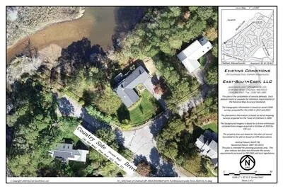 An aGIS map is available for this property. Click the image for the sales page or HERE for more information.