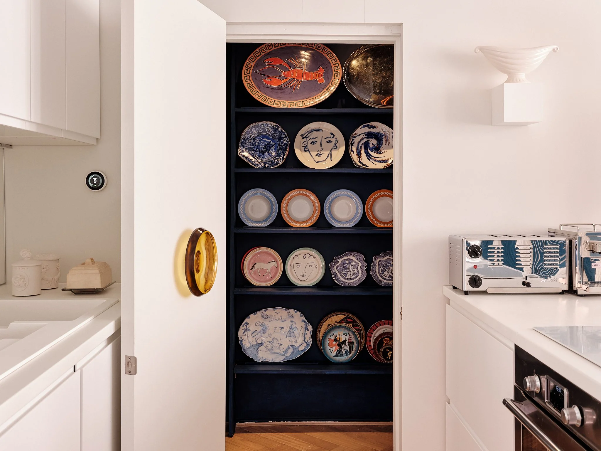 Jacu Strauss for FT House & Home